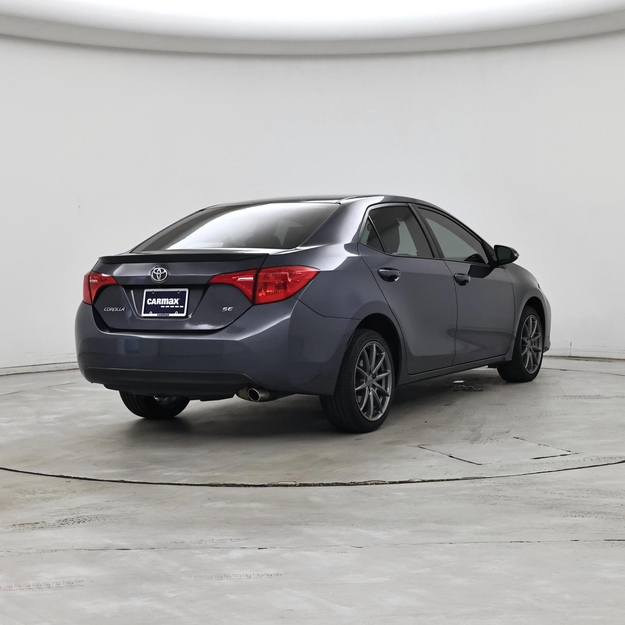 Thumbnail: 2018 Toyota Corolla - 8