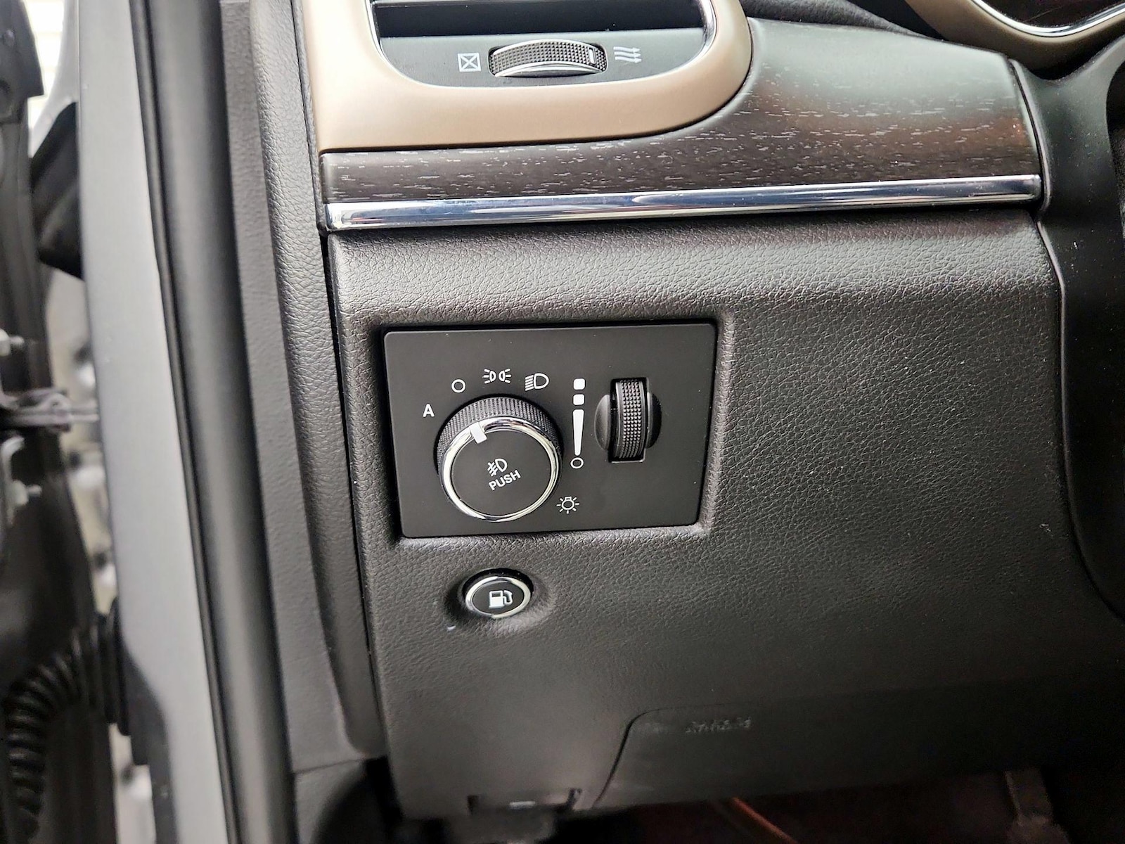 2017 Jeep Grand Cherokee Limited - Photo 14