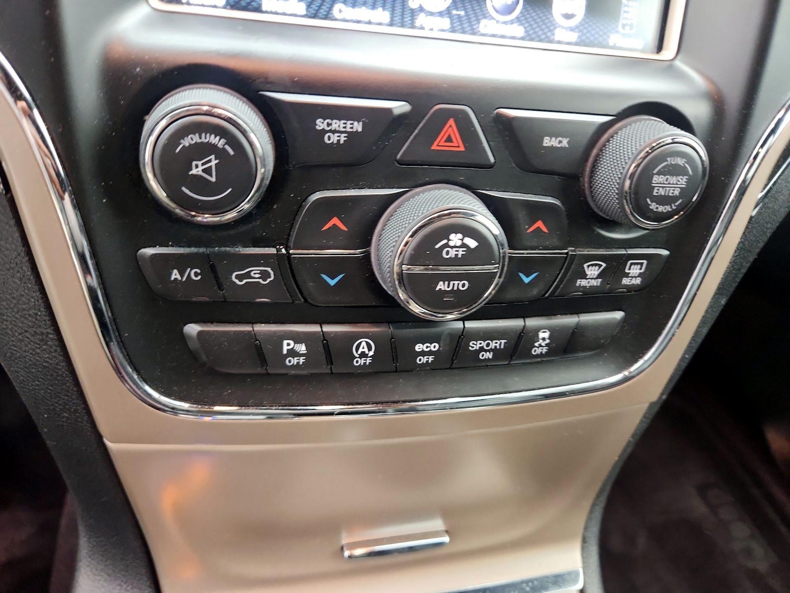 2017 Jeep Grand Cherokee Limited - Photo 18