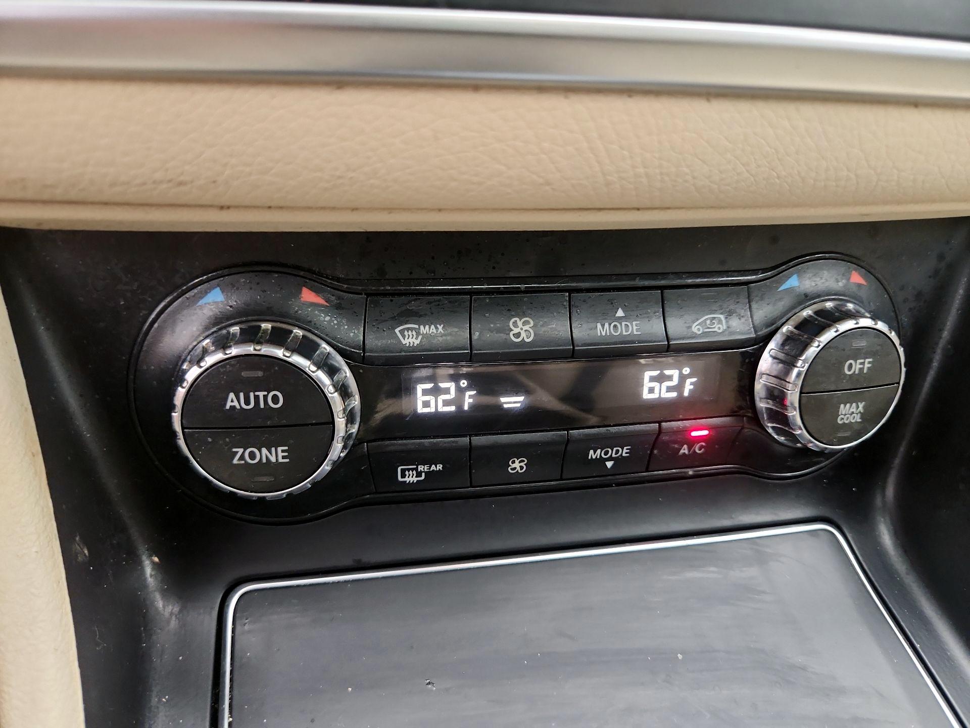 Thumbnail: 2019 Mercedes-Benz CLA - 16