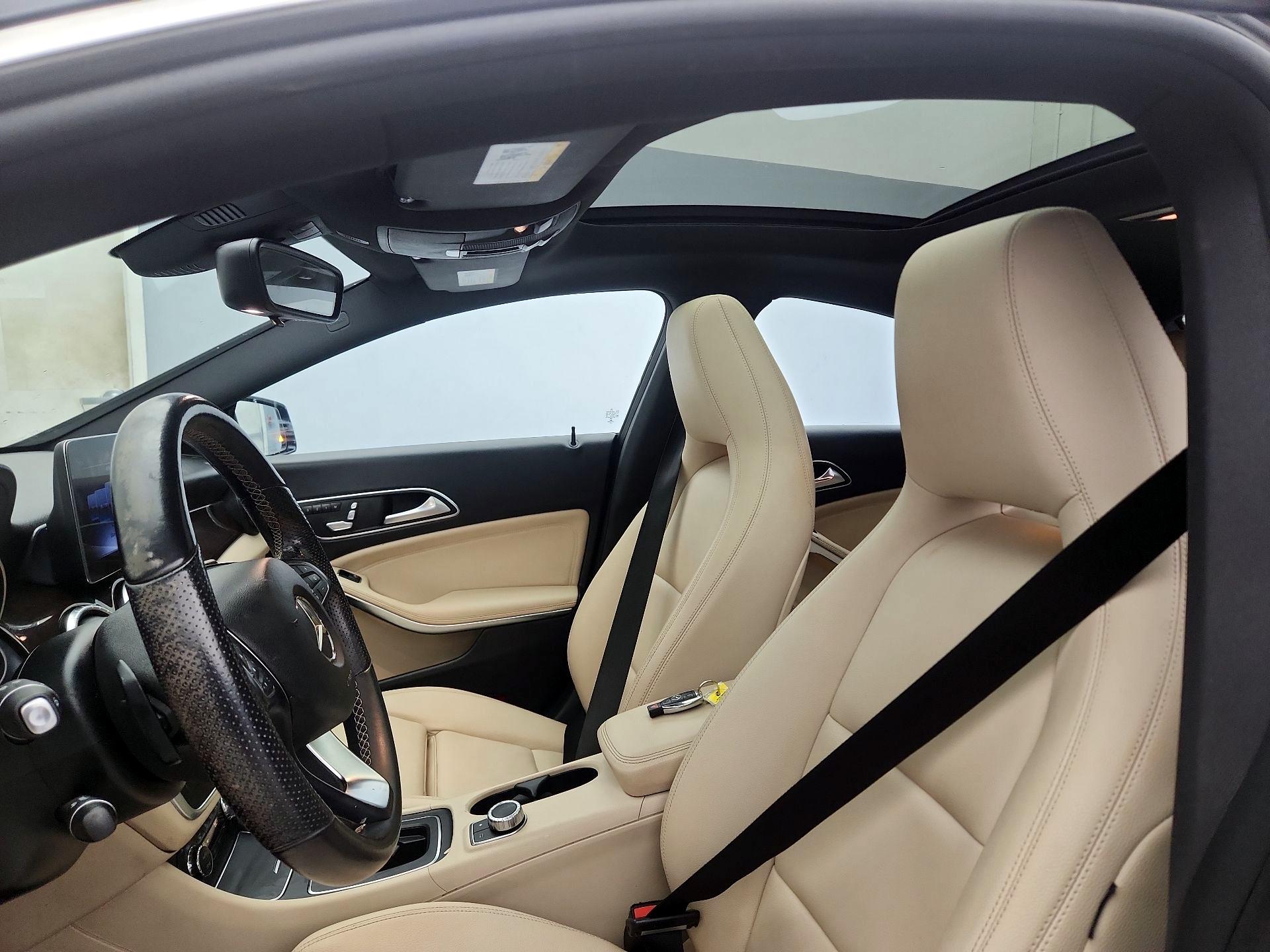 Thumbnail: 2019 Mercedes-Benz CLA - 18