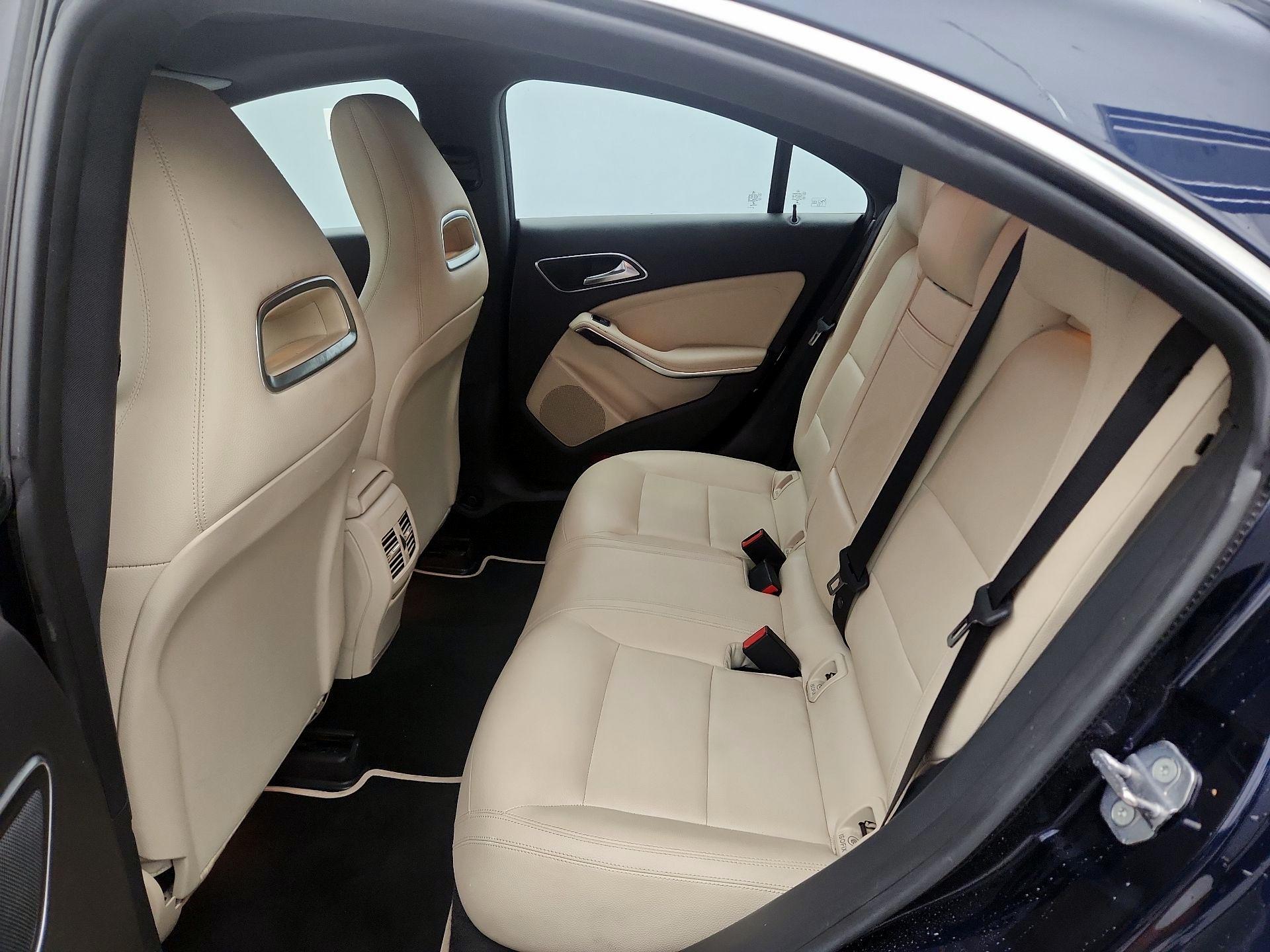 Thumbnail: 2019 Mercedes-Benz CLA - 19