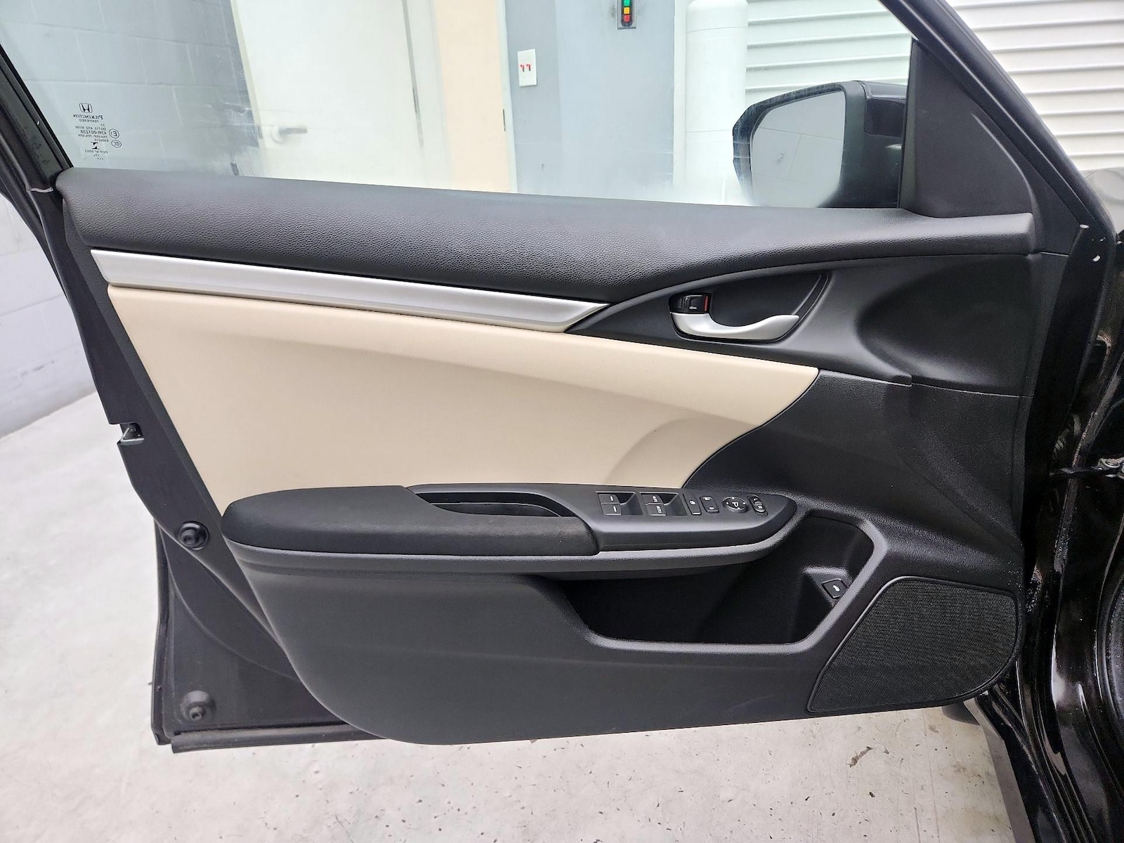 2018 Honda Civic LX - Photo 13