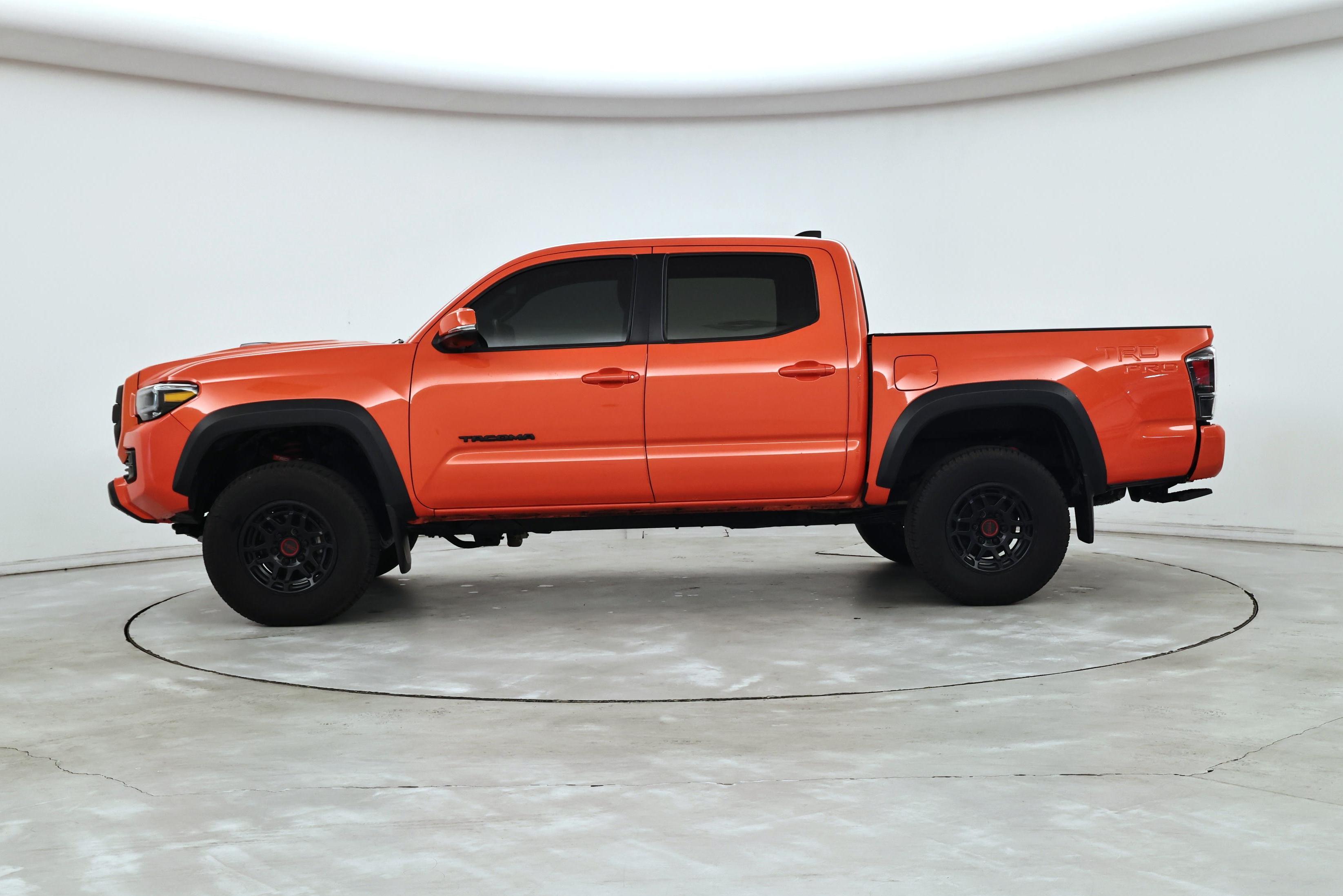 Thumbnail: 2023 Toyota Tacoma - 3