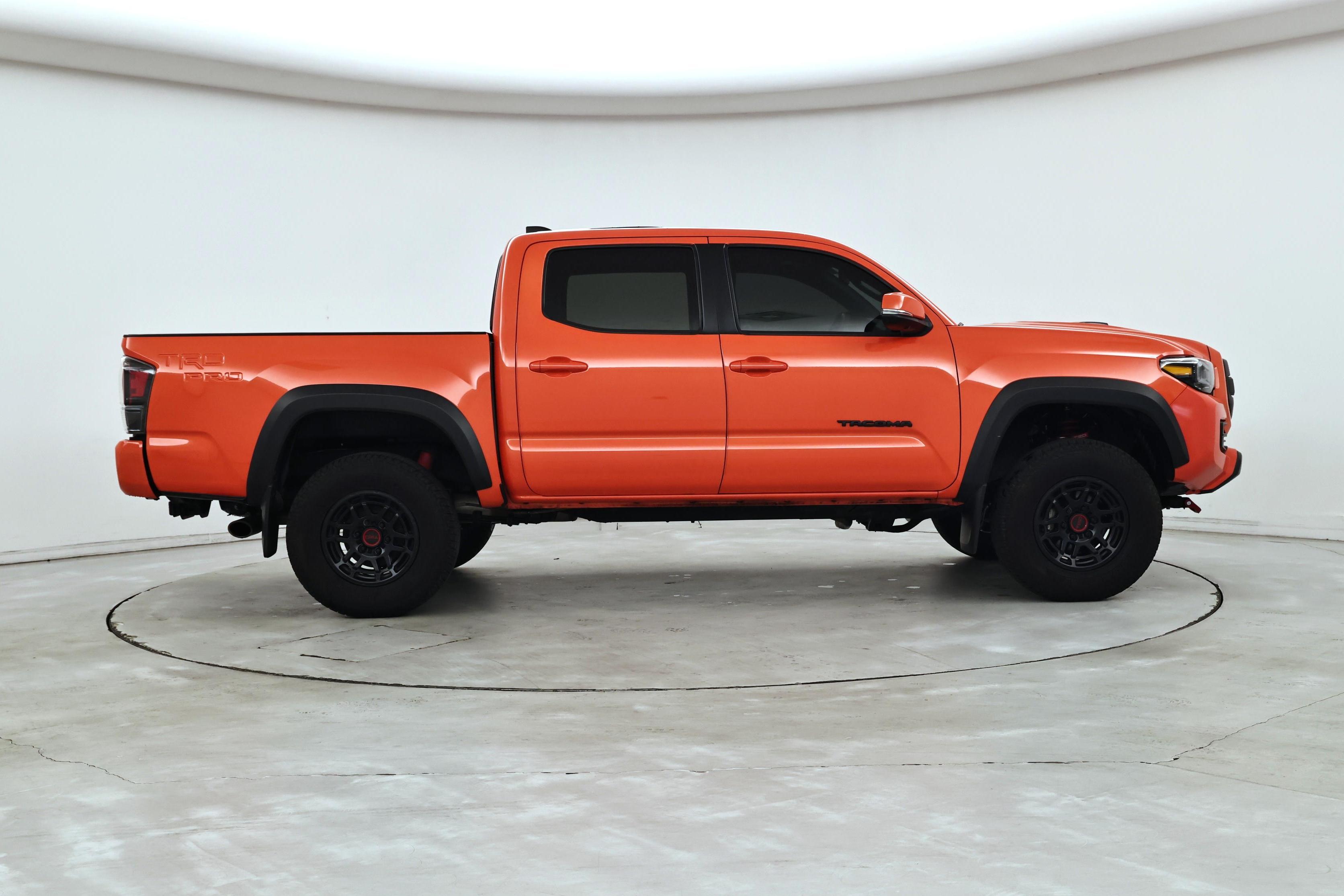 Thumbnail: 2023 Toyota Tacoma - 7