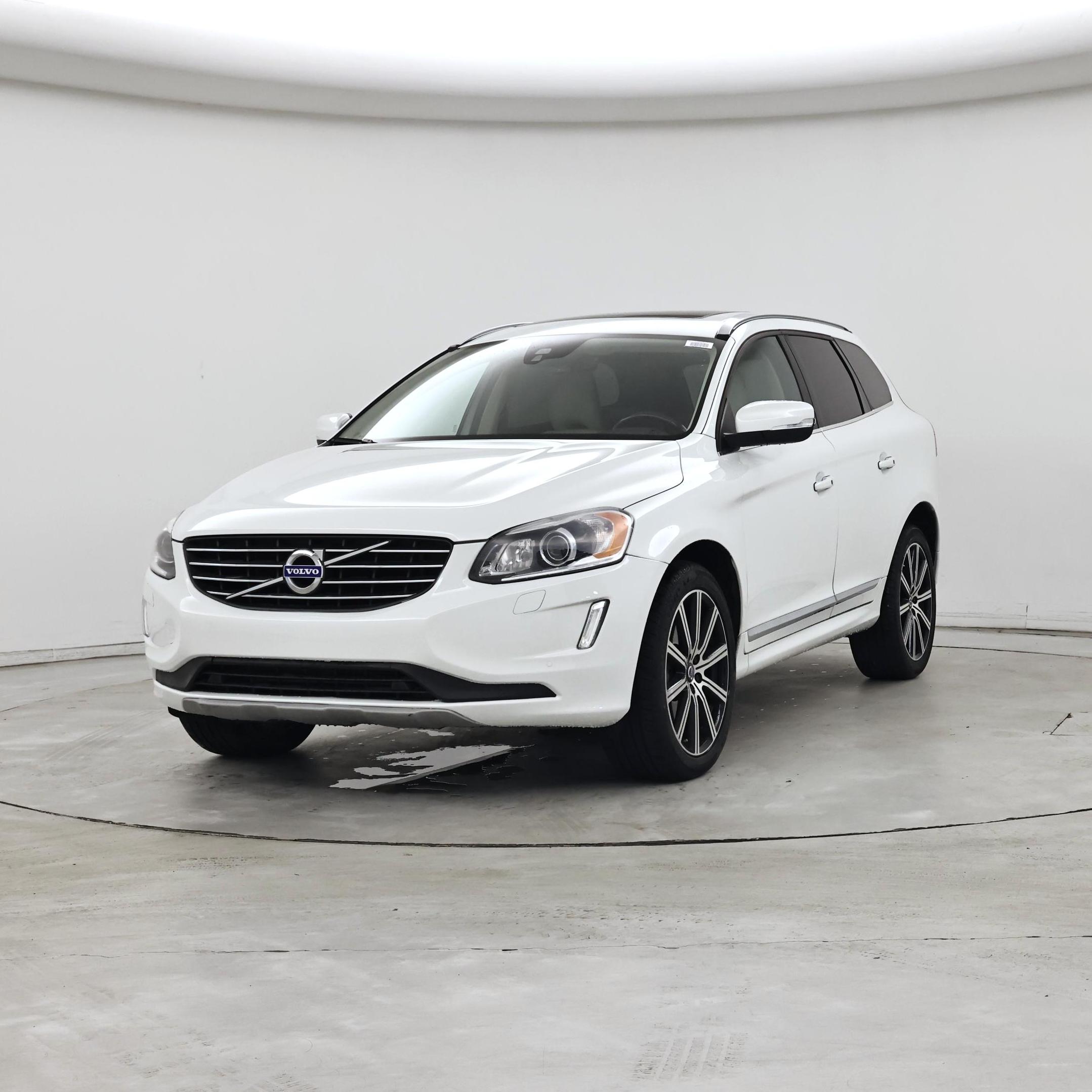 Thumbnail: 2017 Volvo XC60 - 4