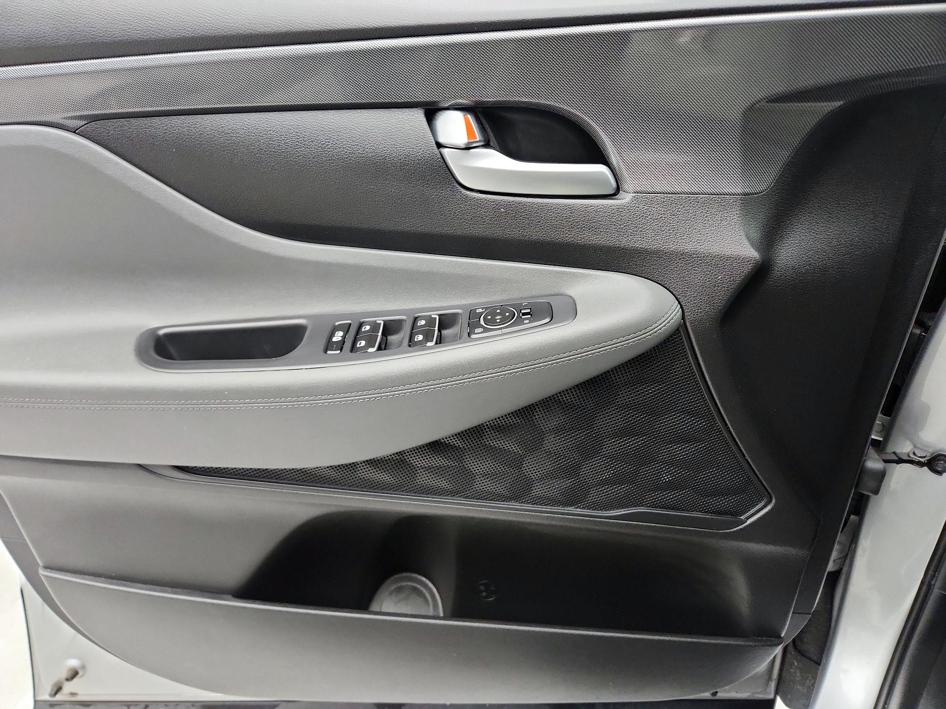 Thumbnail: 2023 Hyundai Santa Fe - 12