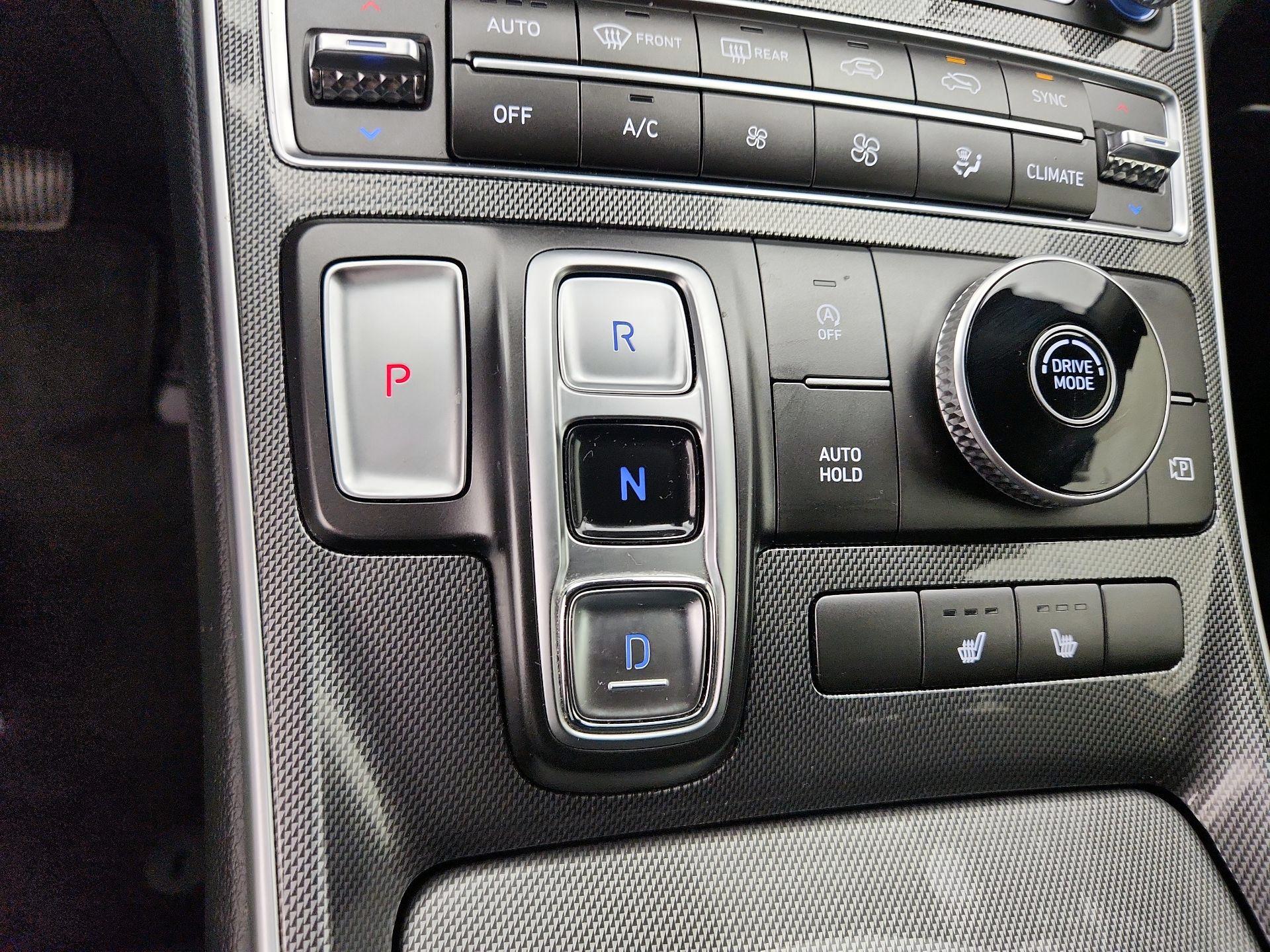 Thumbnail: 2023 Hyundai Santa Fe - 18