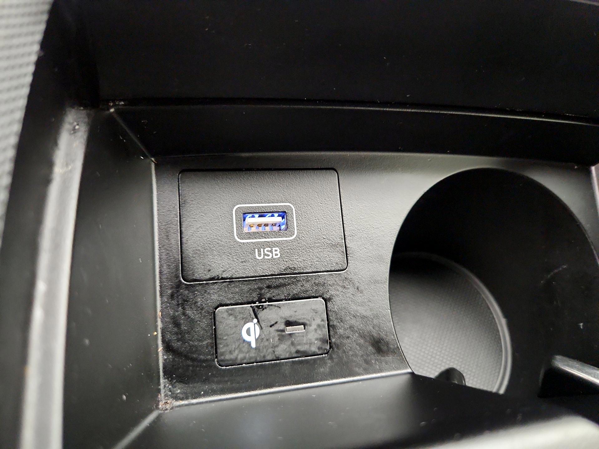 Thumbnail: 2023 Hyundai Santa Fe - 19