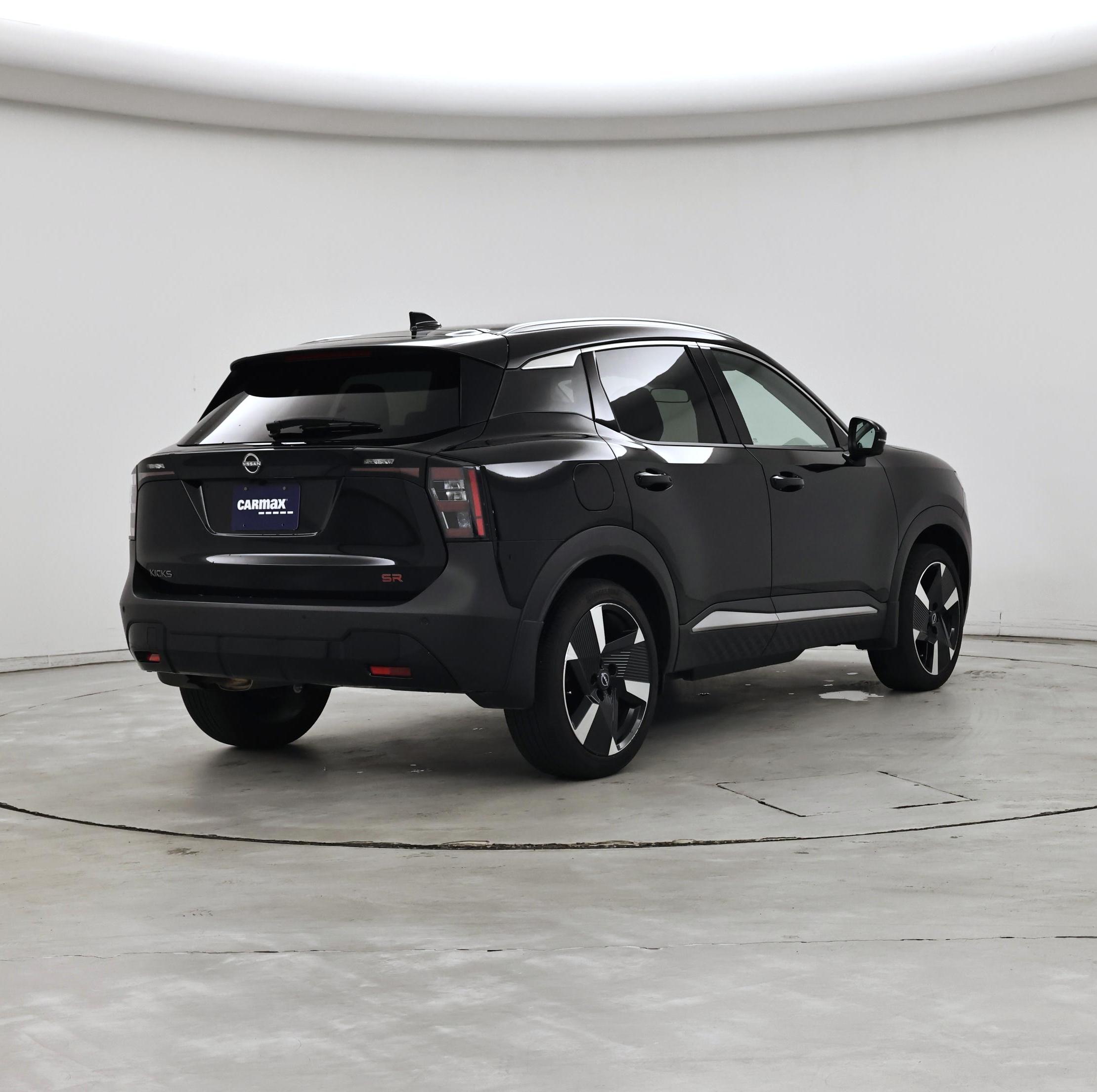 Thumbnail: 2025 Nissan Kicks - 8