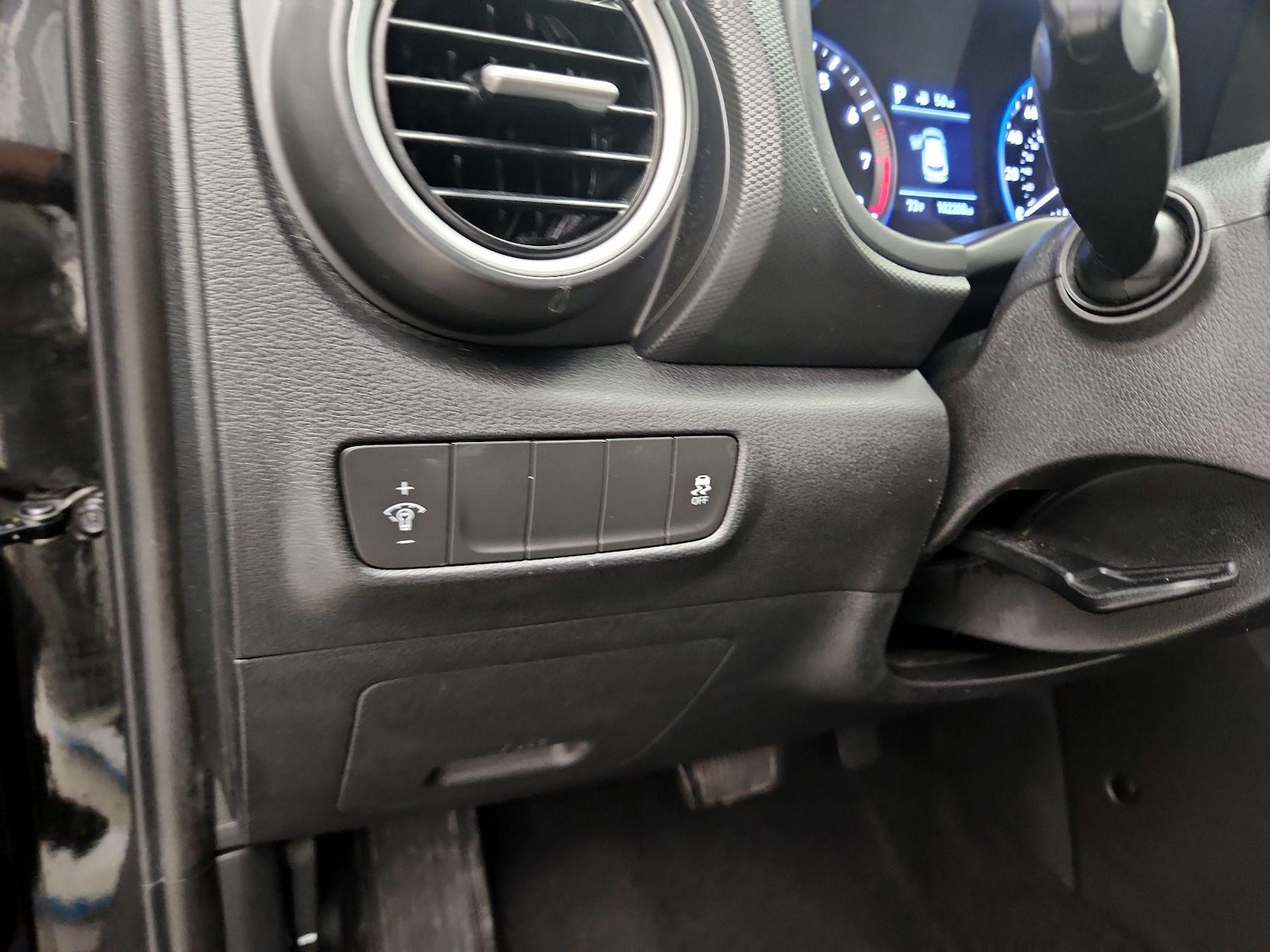 2018 Hyundai Kona SE - Photo 14