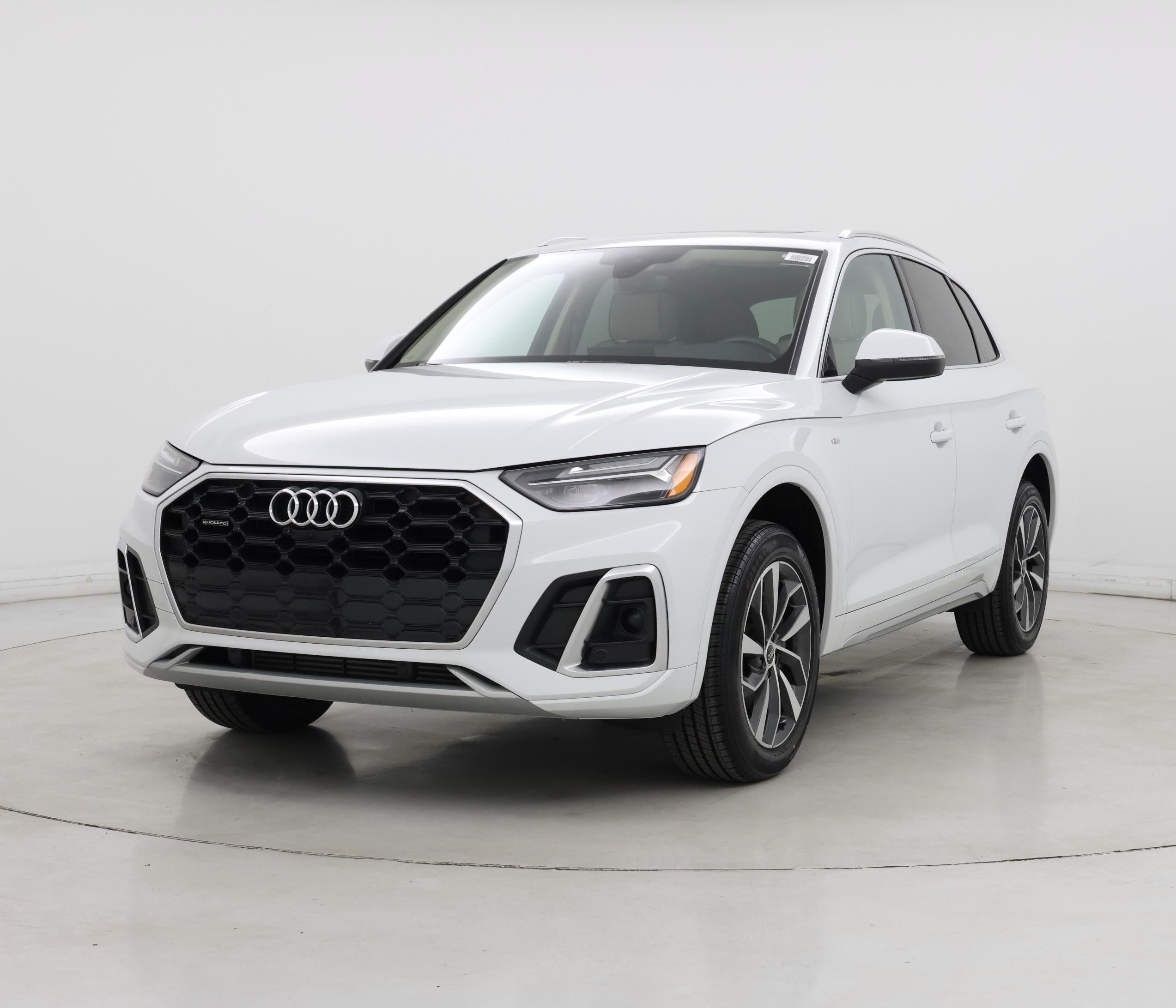 Thumbnail: 2023 Audi Q5 - 4