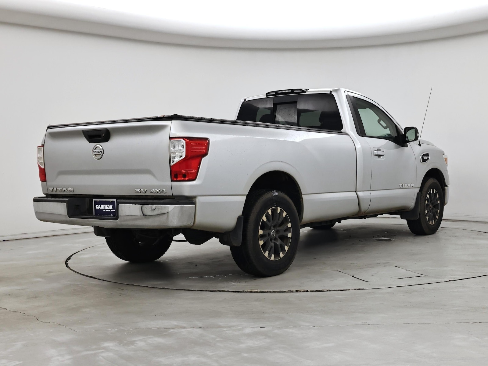 2017 Nissan Titan SV - Photo 9