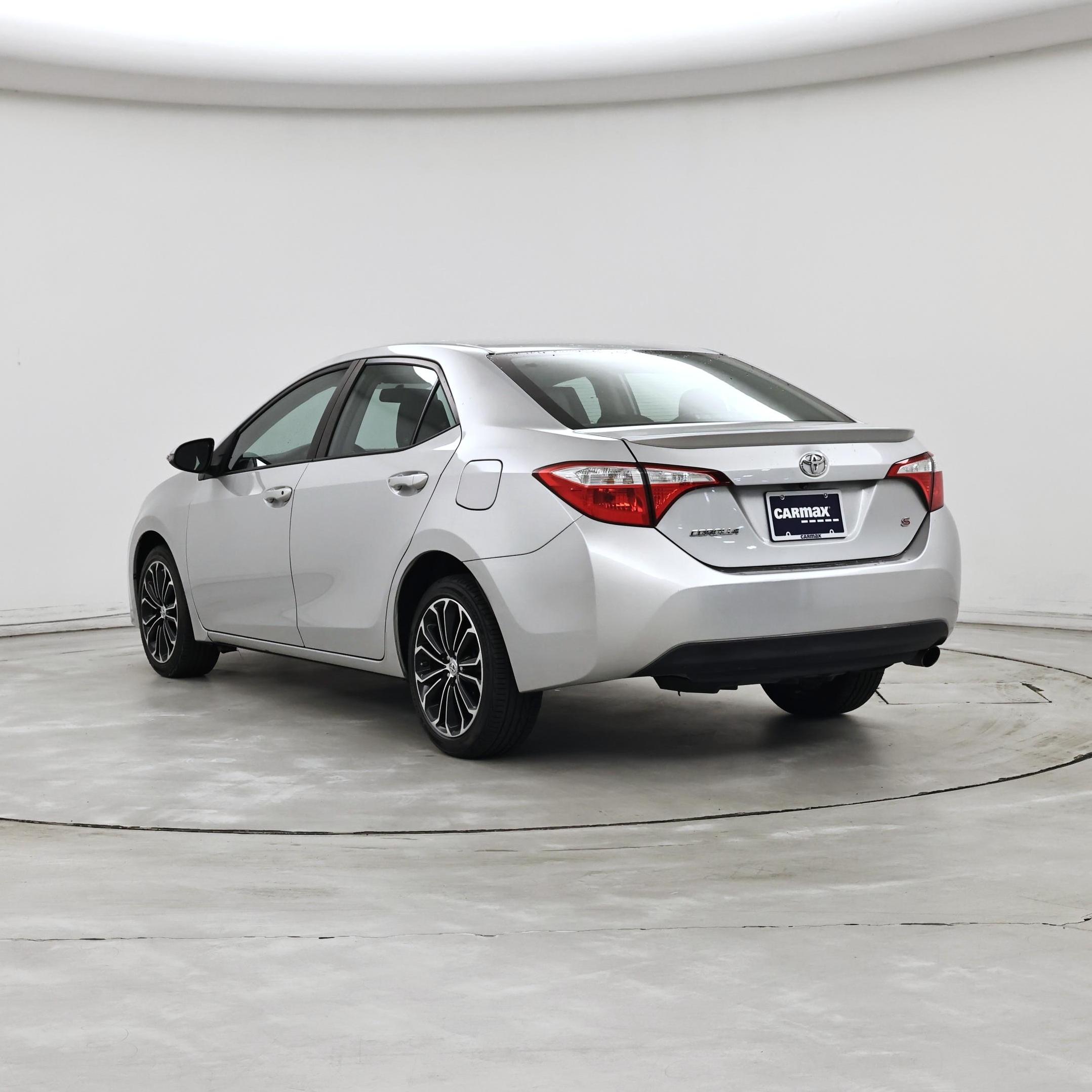 Thumbnail: 2015 Toyota Corolla - 2