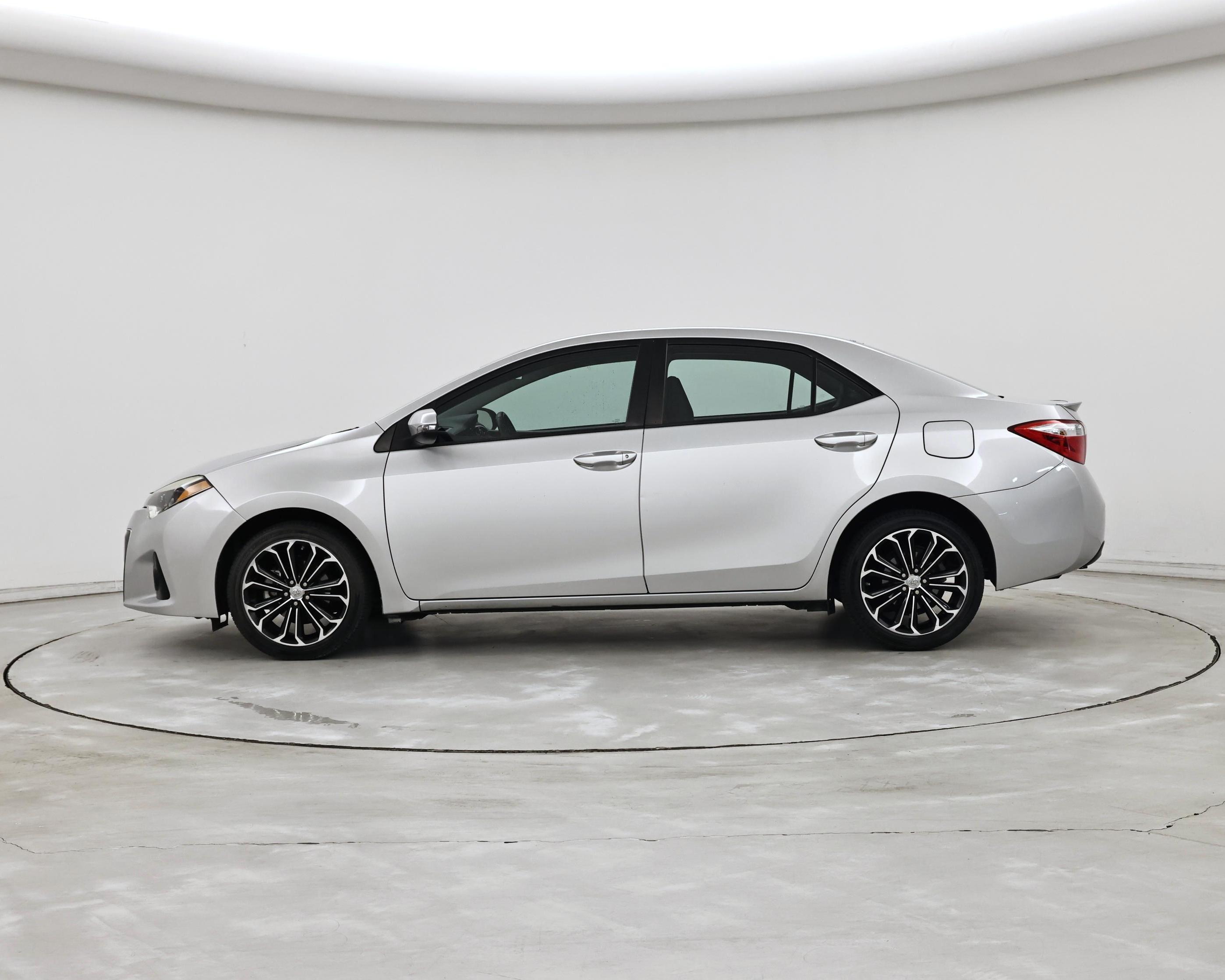Thumbnail: 2015 Toyota Corolla - 3