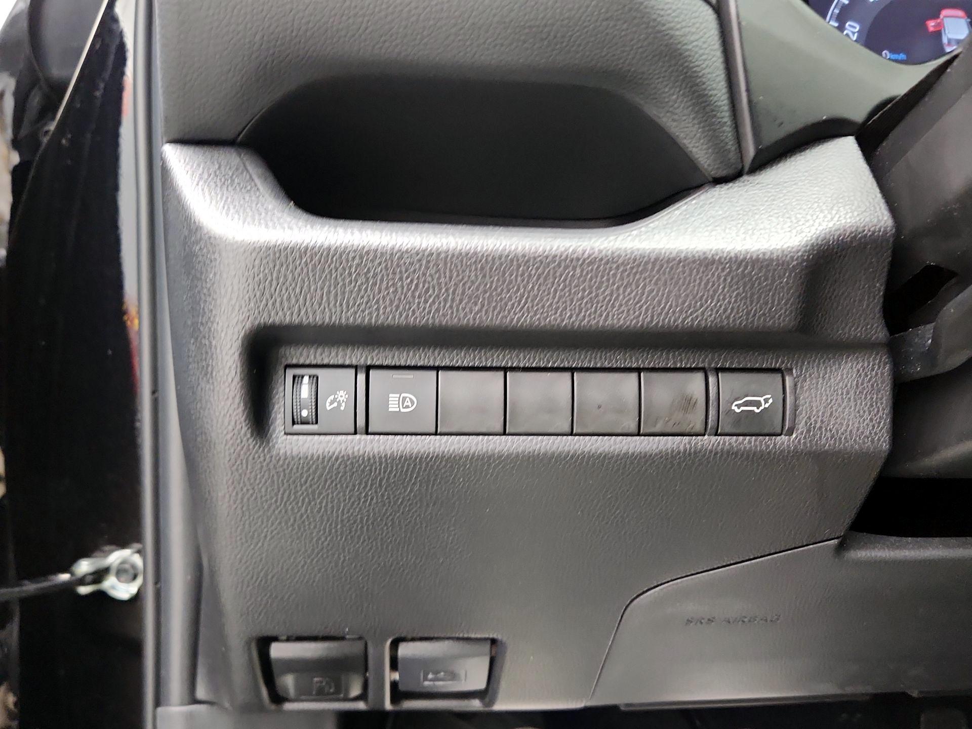 Thumbnail: 2025 Toyota RAV4 - 13