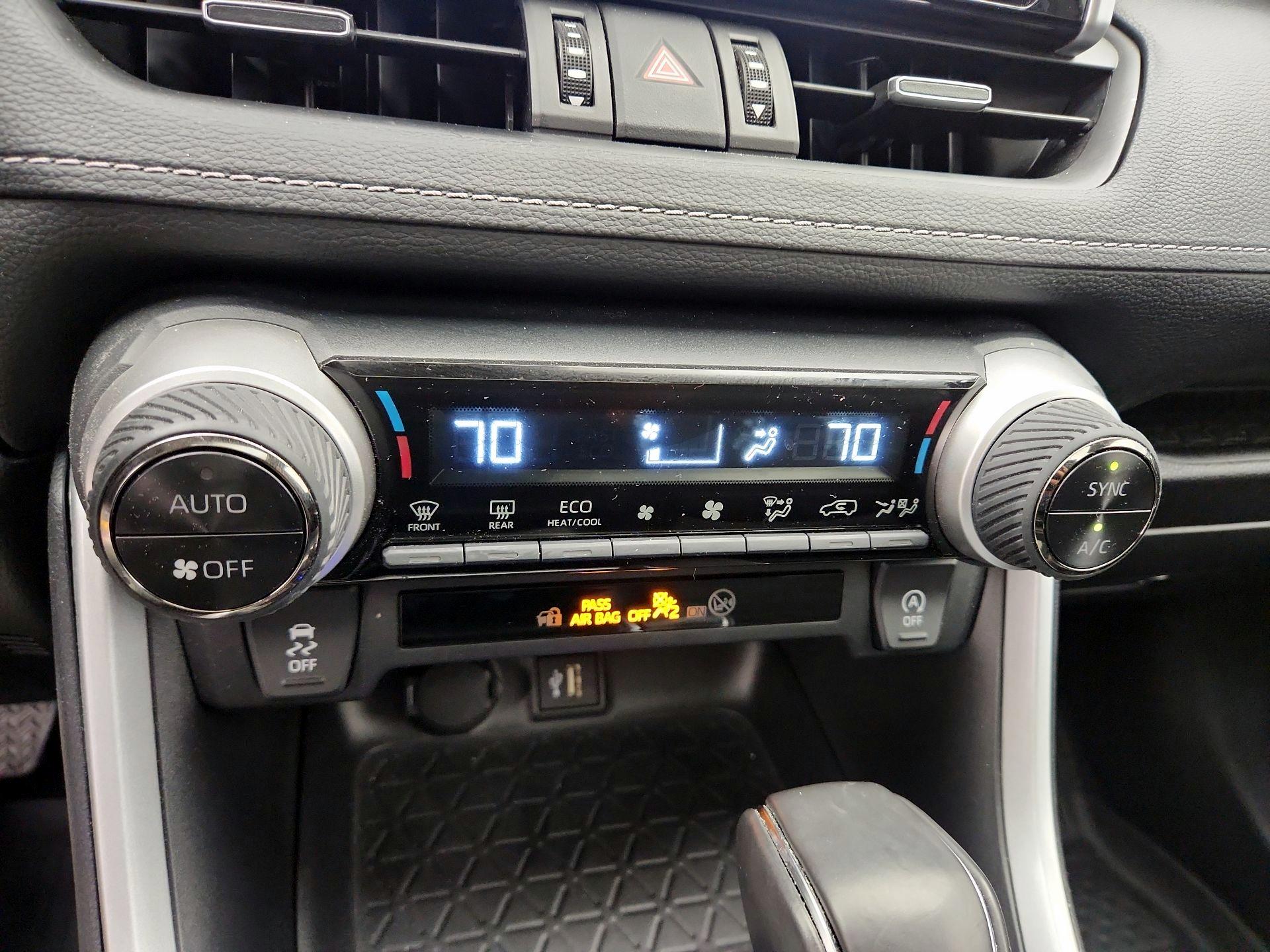 Thumbnail: 2025 Toyota RAV4 - 16