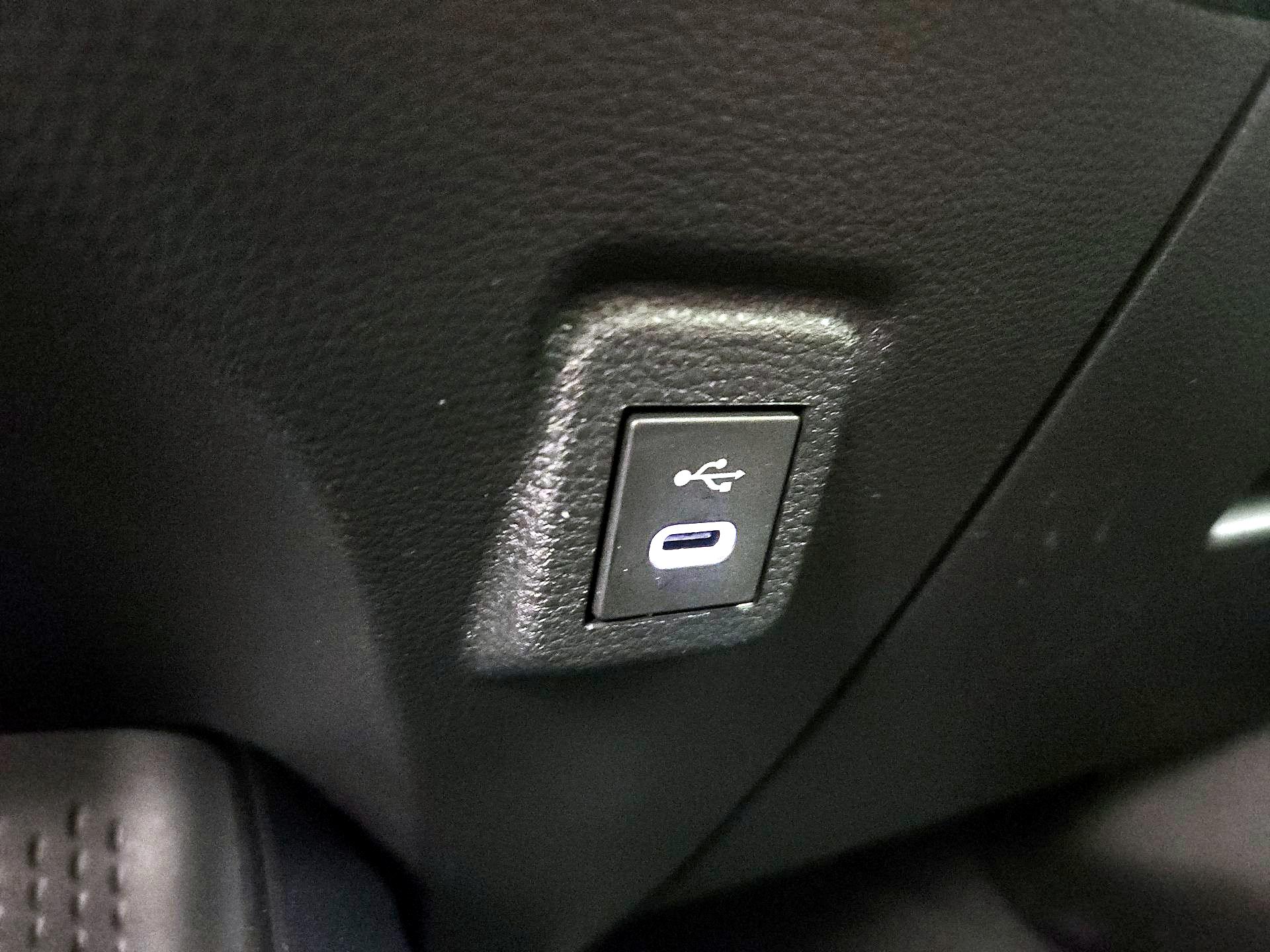 Thumbnail: 2026 Toyota Corolla - 18