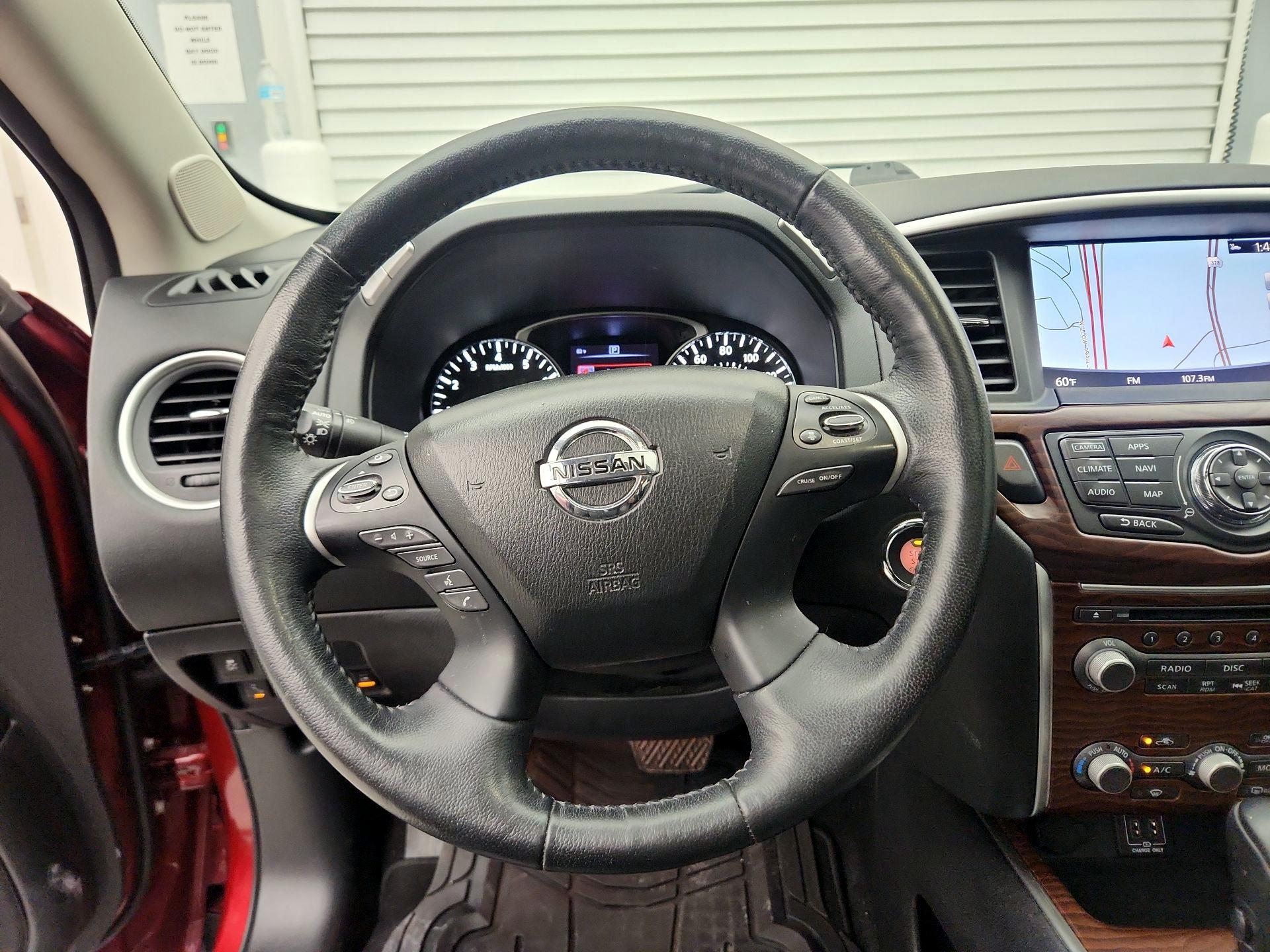 Thumbnail: 2018 Nissan Pathfinder - 10