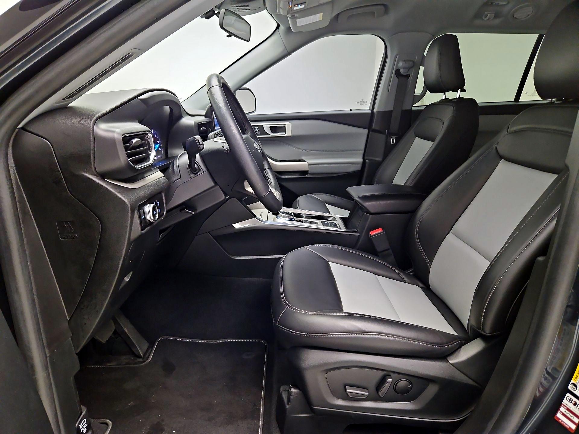 Thumbnail: 2023 Ford Explorer - 11