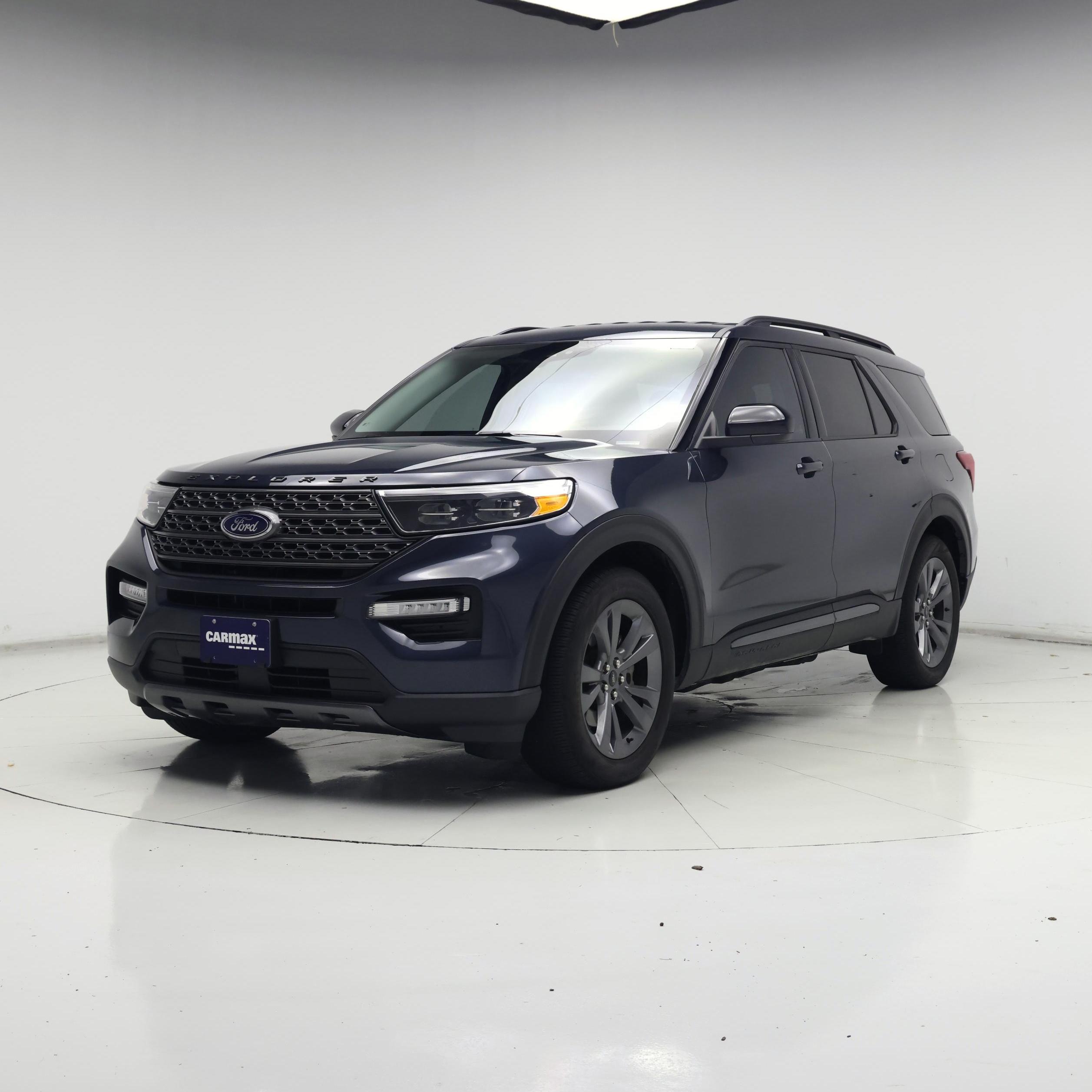 Thumbnail: 2023 Ford Explorer - 4