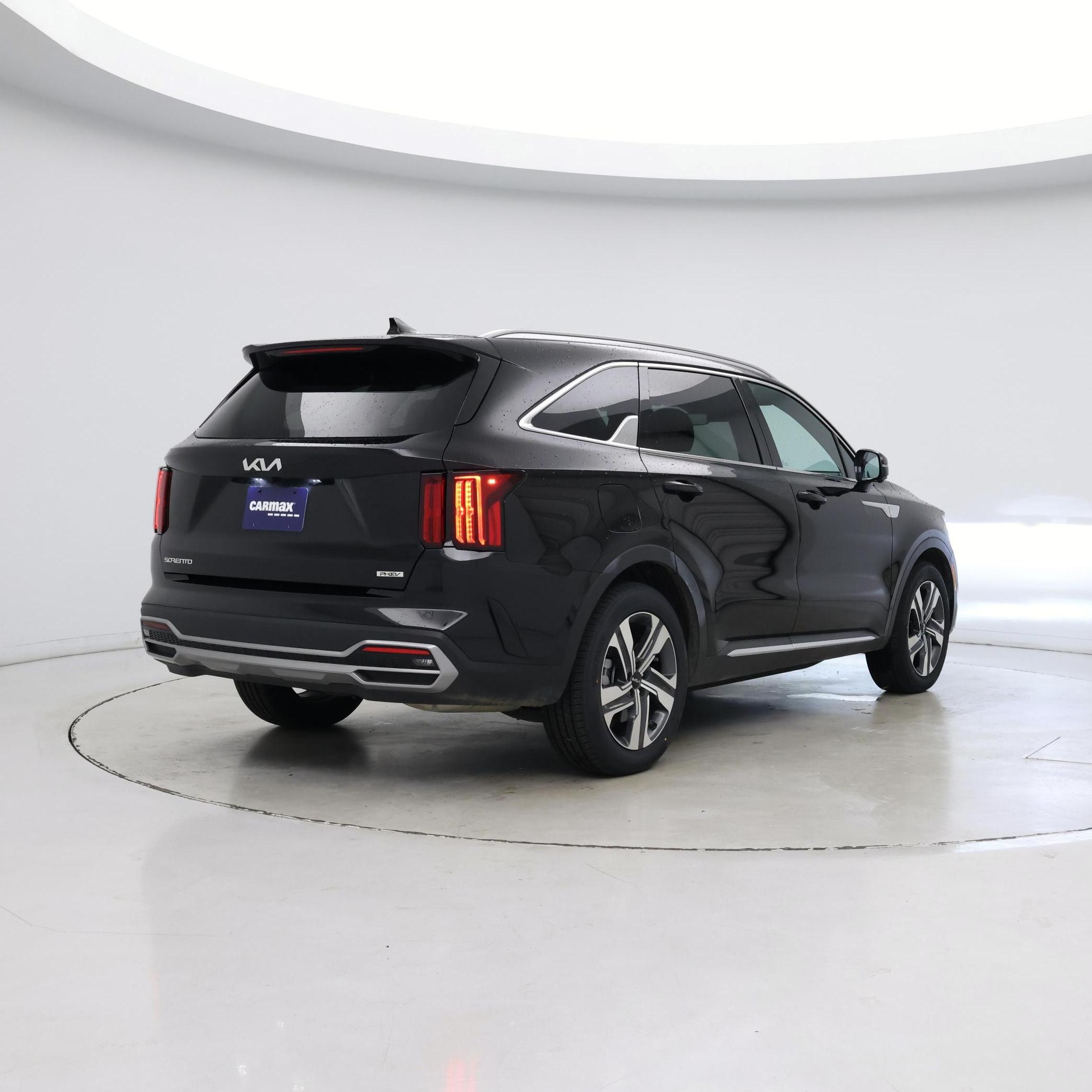 Thumbnail: 2023 Kia Sorento - 8