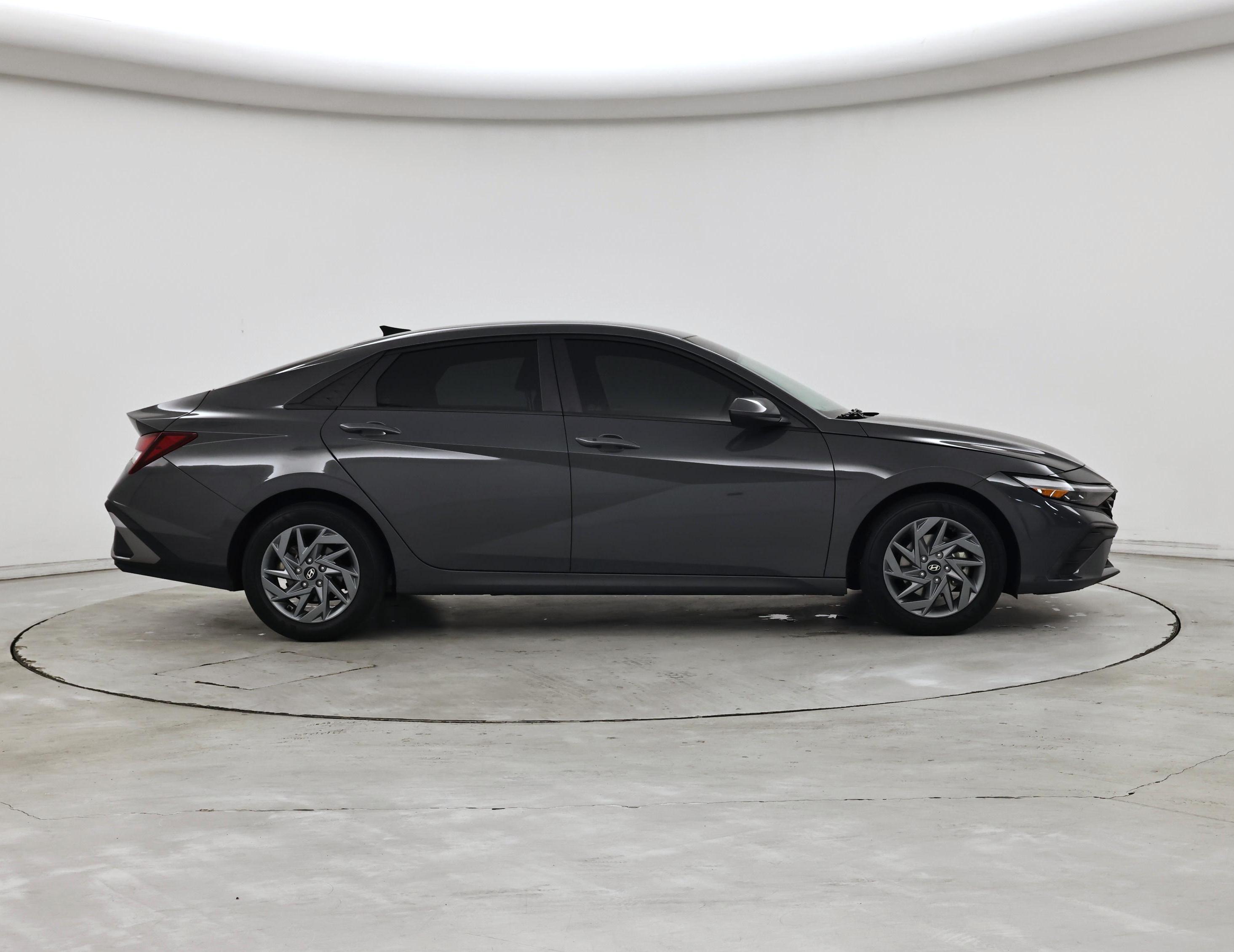 Thumbnail: 2024 Hyundai Elantra - 7