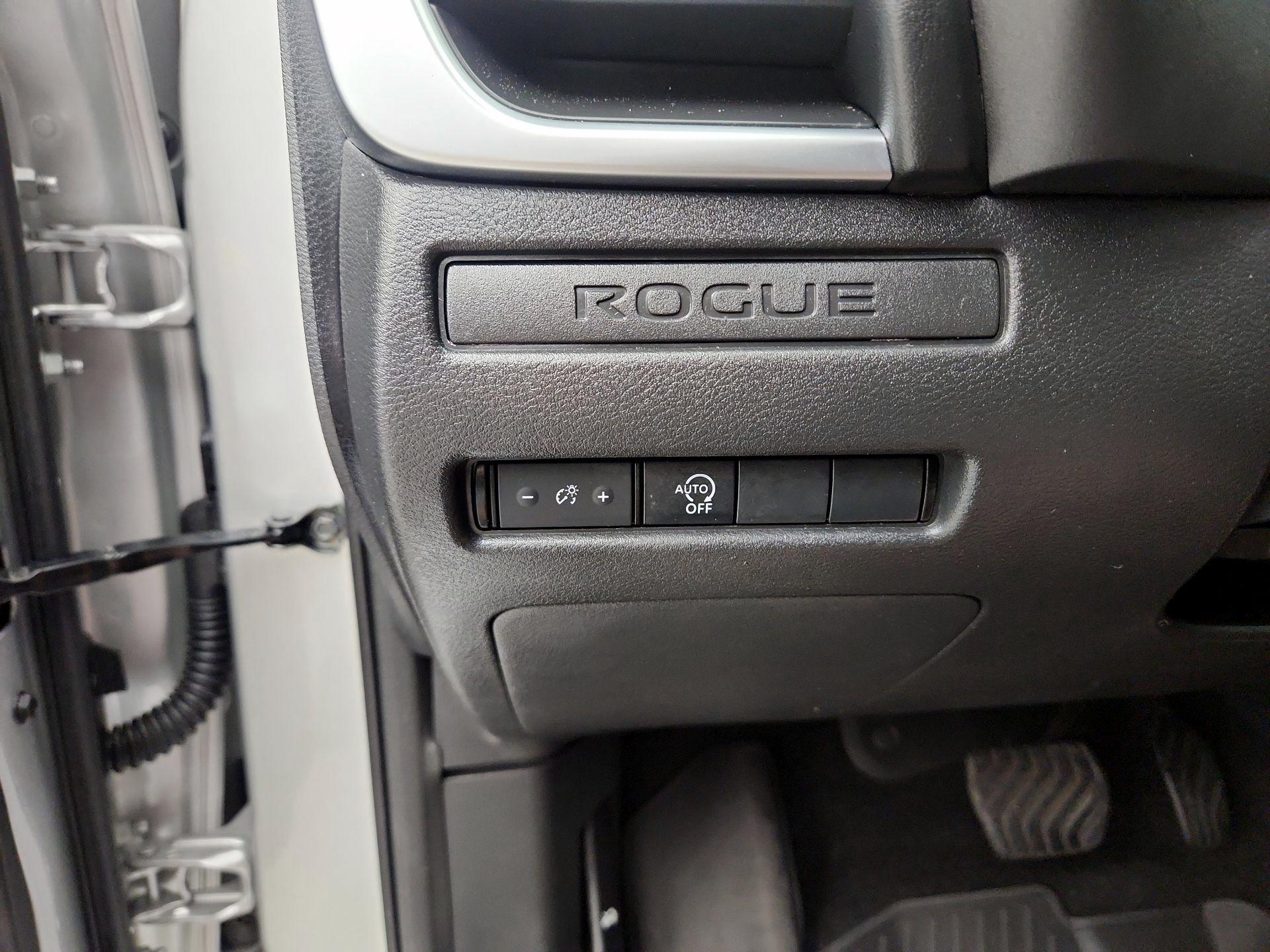 Thumbnail: 2024 Nissan Rogue - 13
