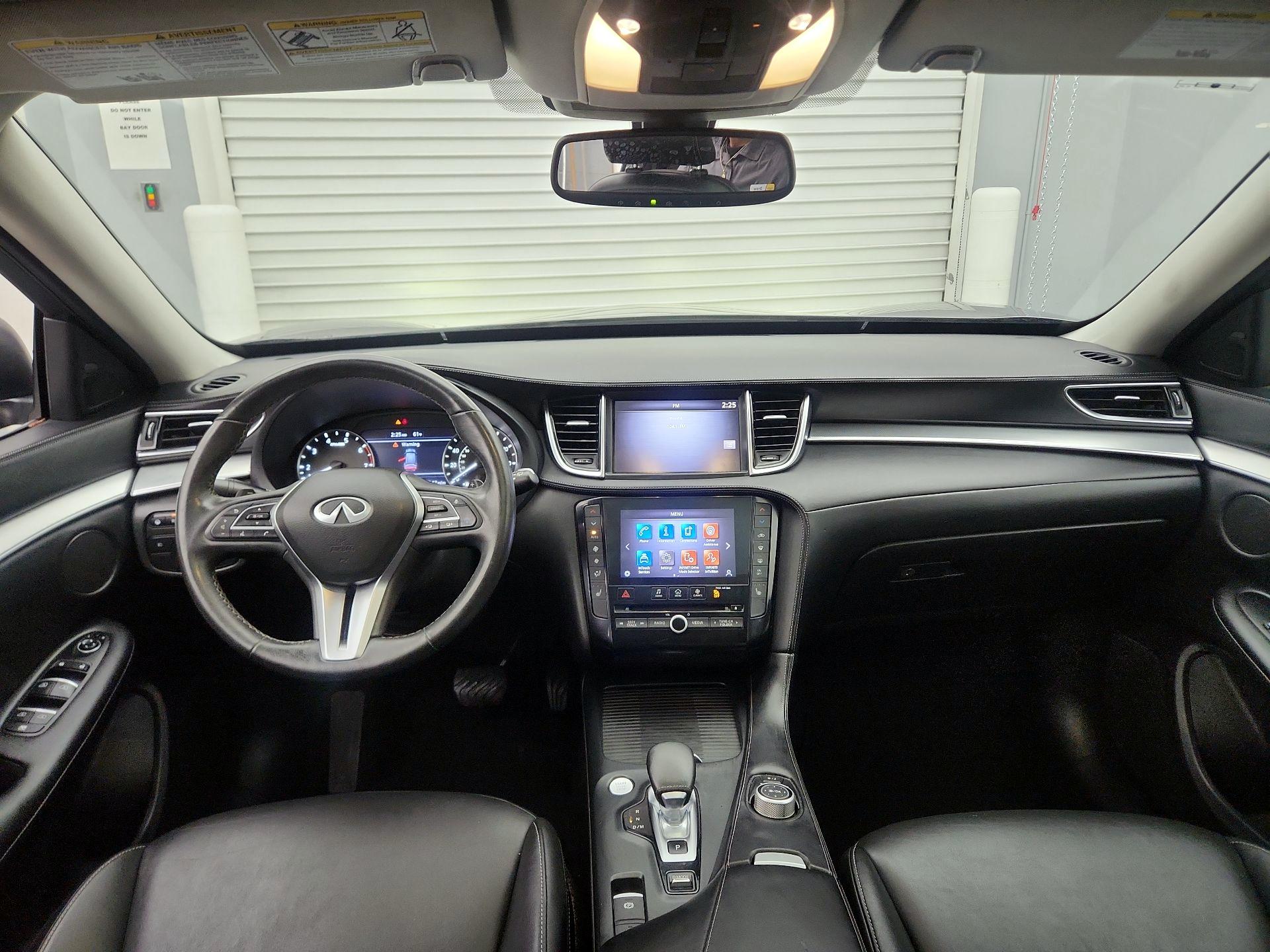 Thumbnail: 2021 INFINITI QX50 - 9