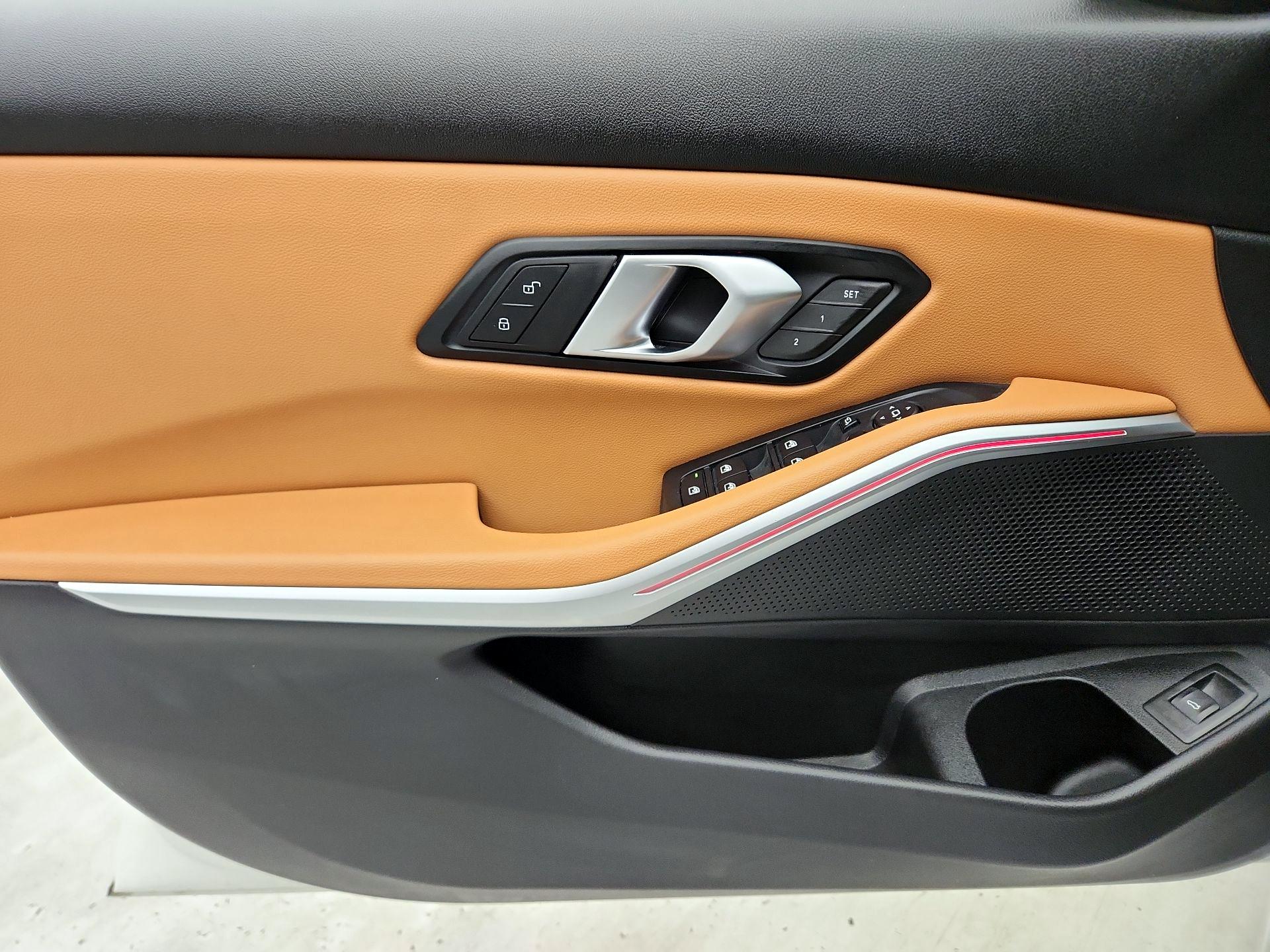 Thumbnail: 2026 BMW 3 Series - 12