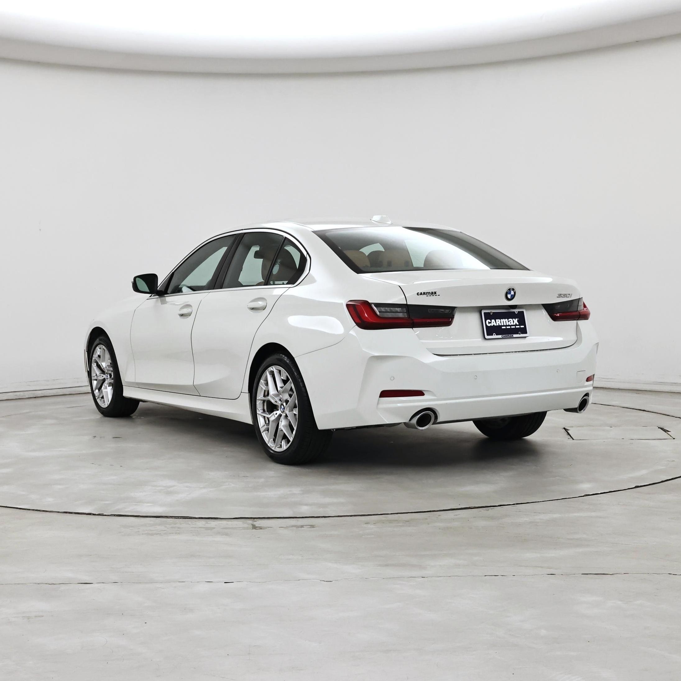 Thumbnail: 2026 BMW 3 Series - 2