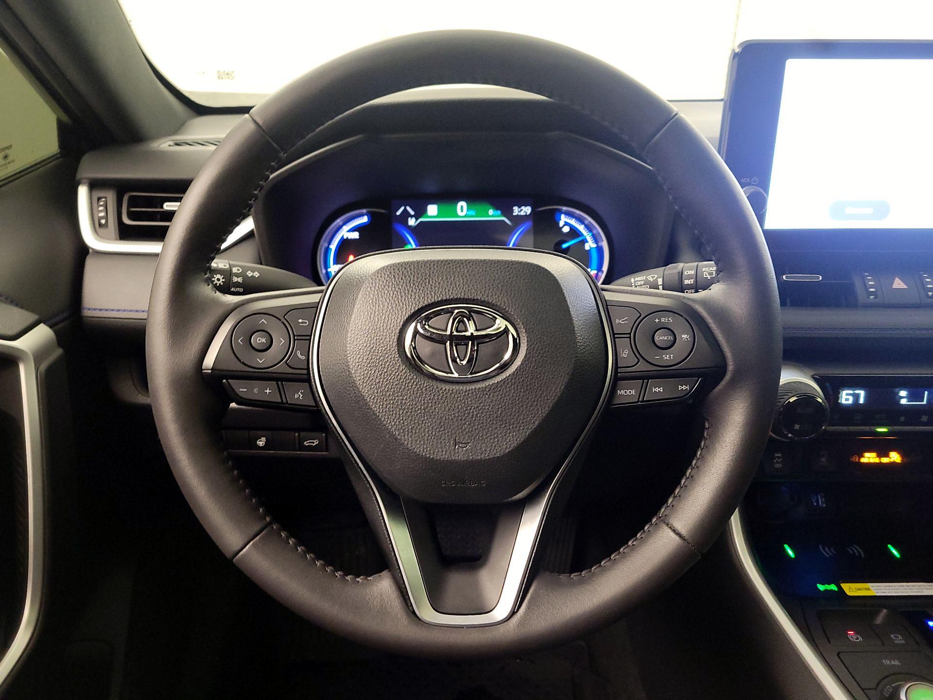 Thumbnail: 2024 Toyota RAV4 - 10