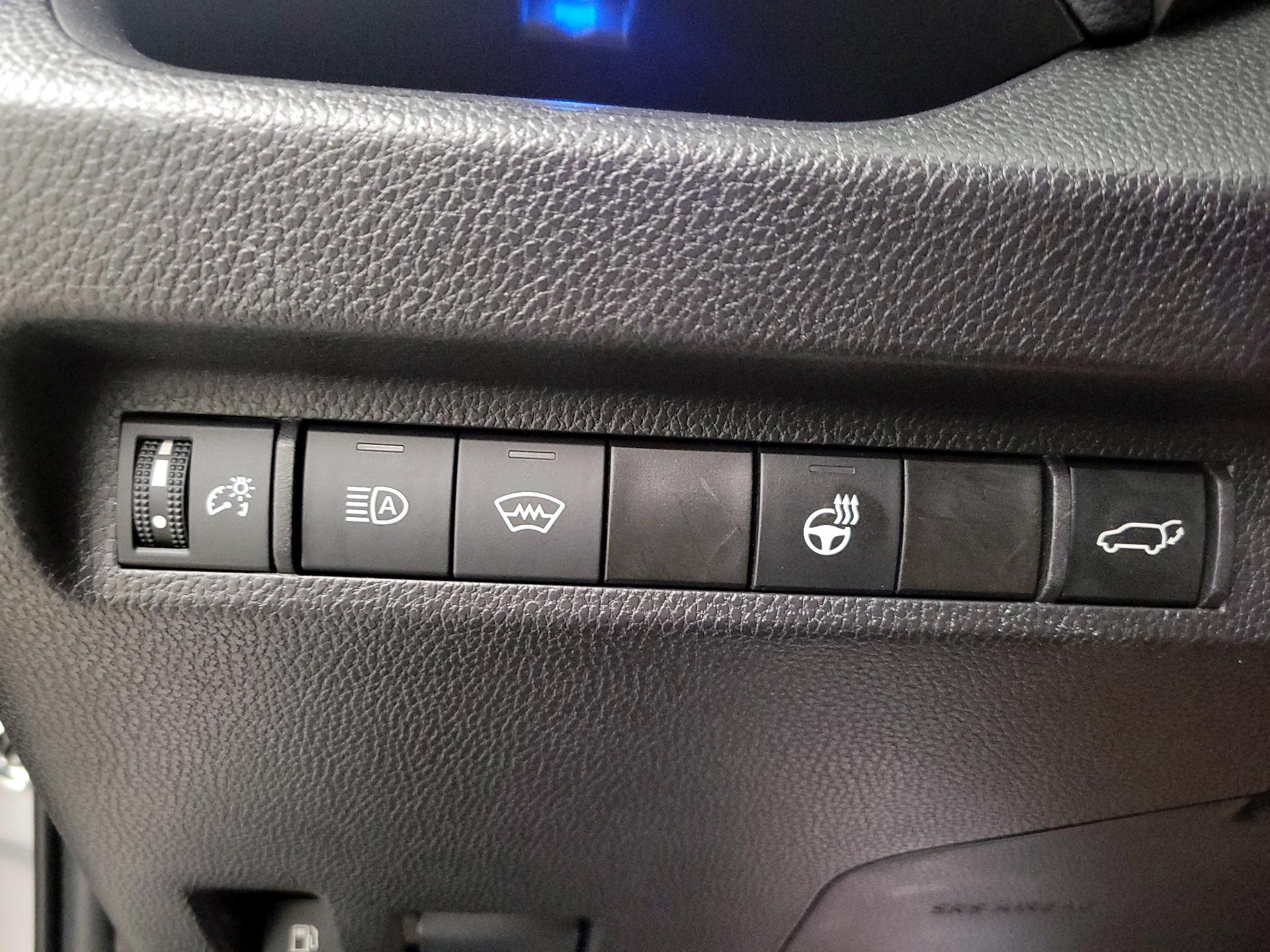 Thumbnail: 2024 Toyota RAV4 - 13