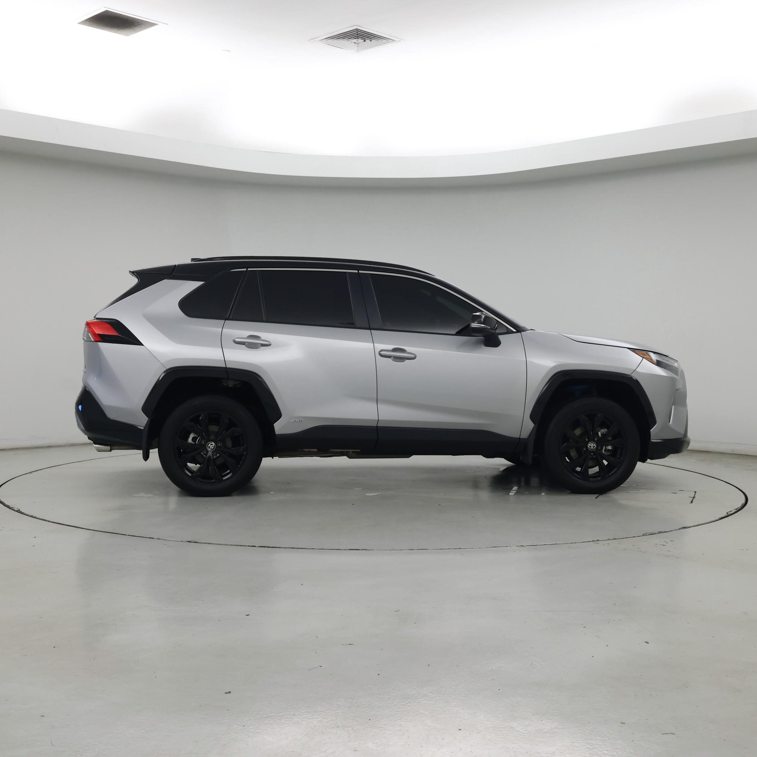 Thumbnail: 2024 Toyota RAV4 - 7
