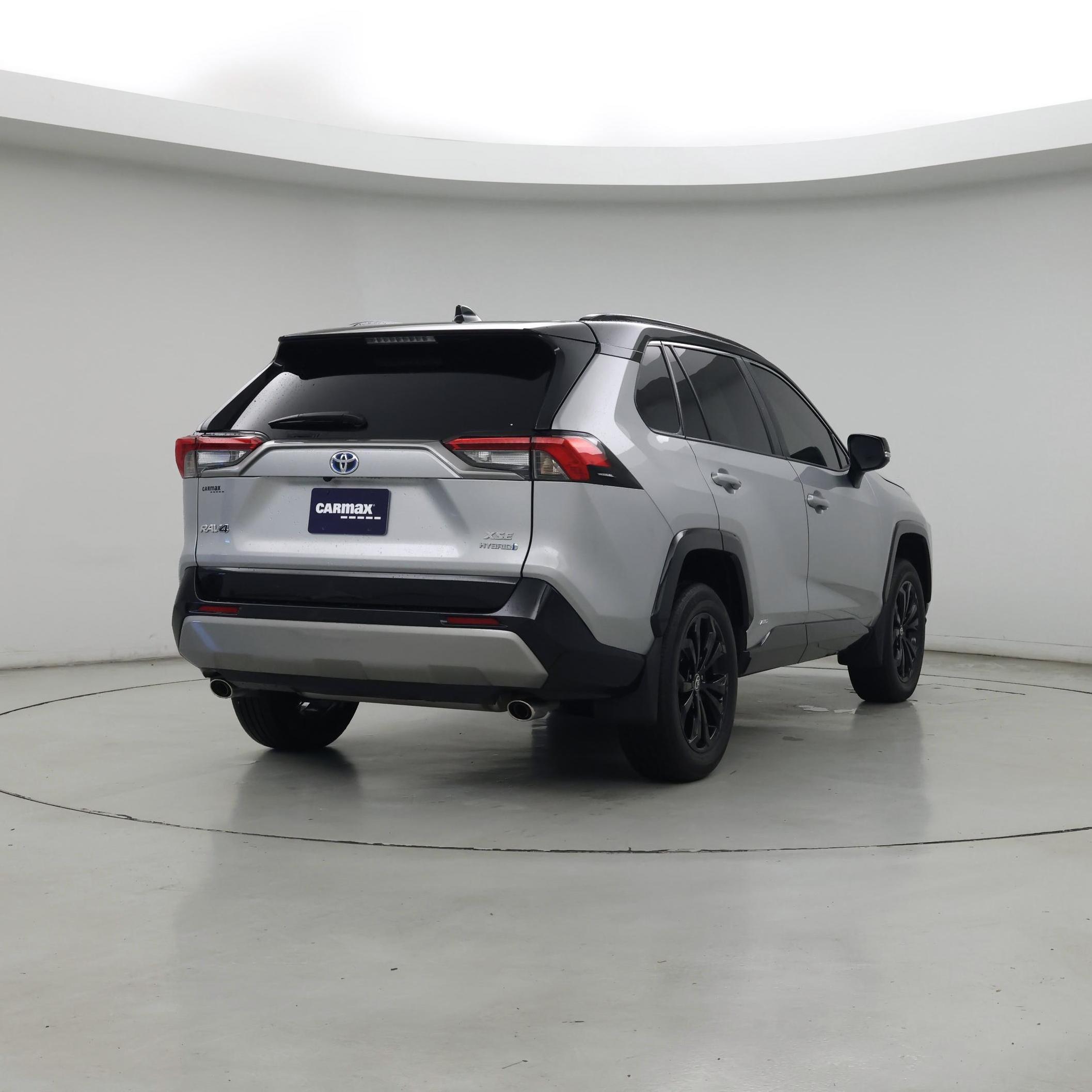 Thumbnail: 2024 Toyota RAV4 - 8