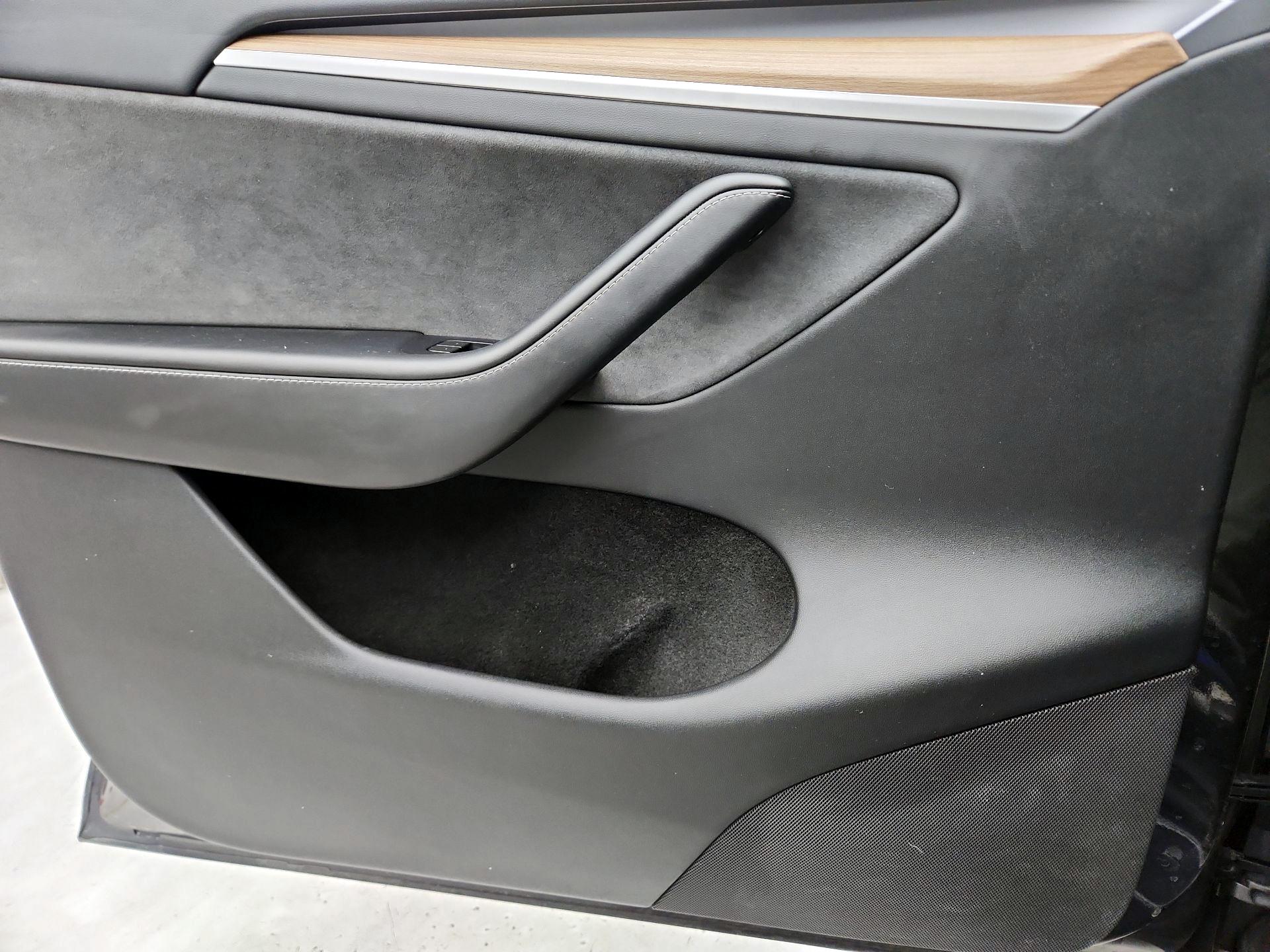 Thumbnail: 2024 Tesla Model Y - 12