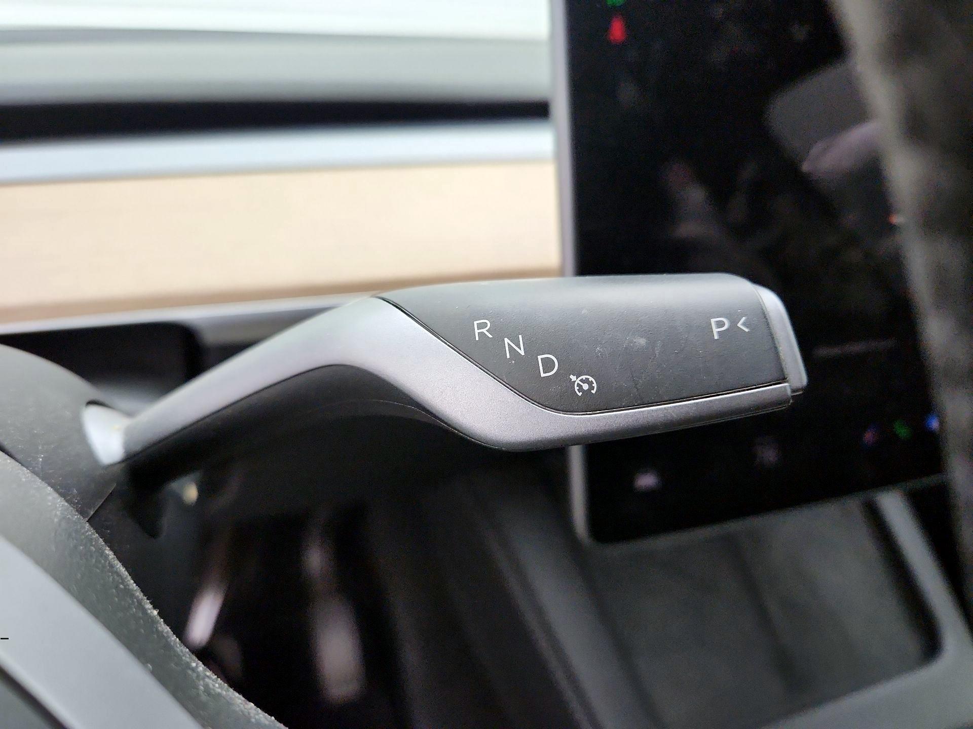 Thumbnail: 2024 Tesla Model Y - 17