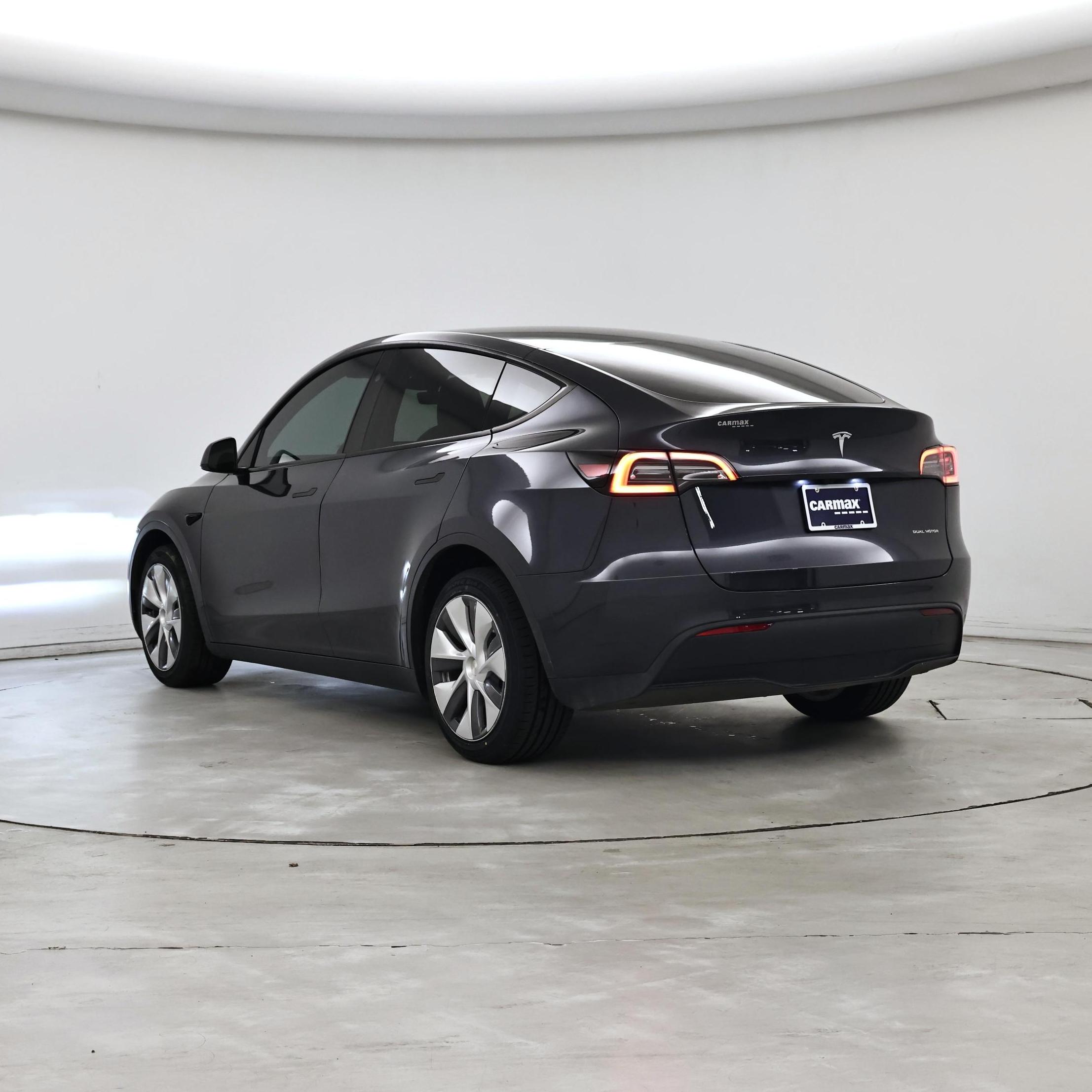 Thumbnail: 2024 Tesla Model Y - 2