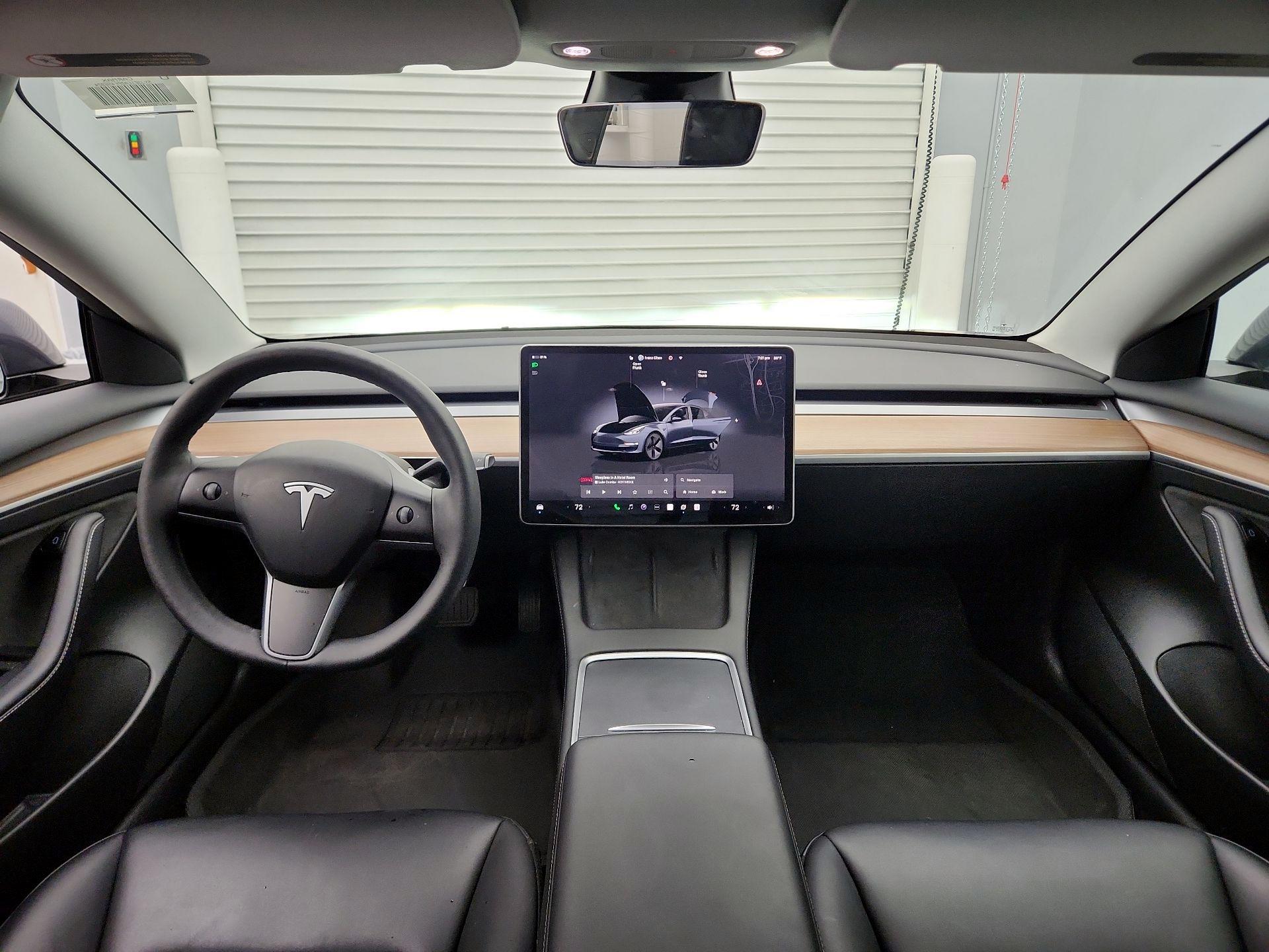 Thumbnail: 2023 Tesla Model 3 - 9