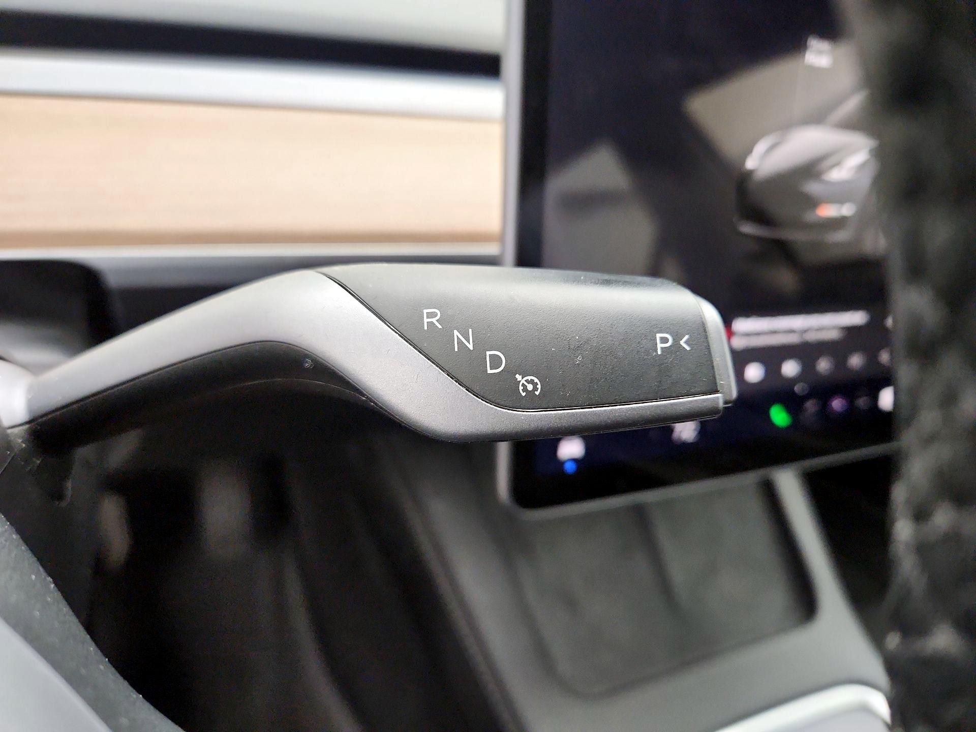 Thumbnail: 2023 Tesla Model 3 - 17