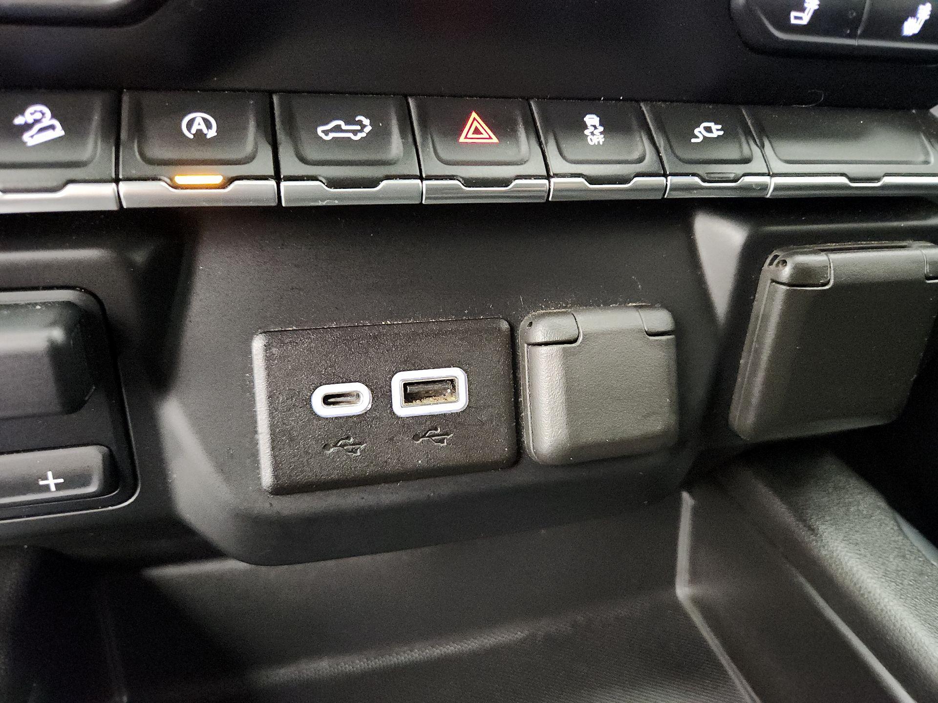 Thumbnail: 2022 Chevrolet Silverado 1500 - 18