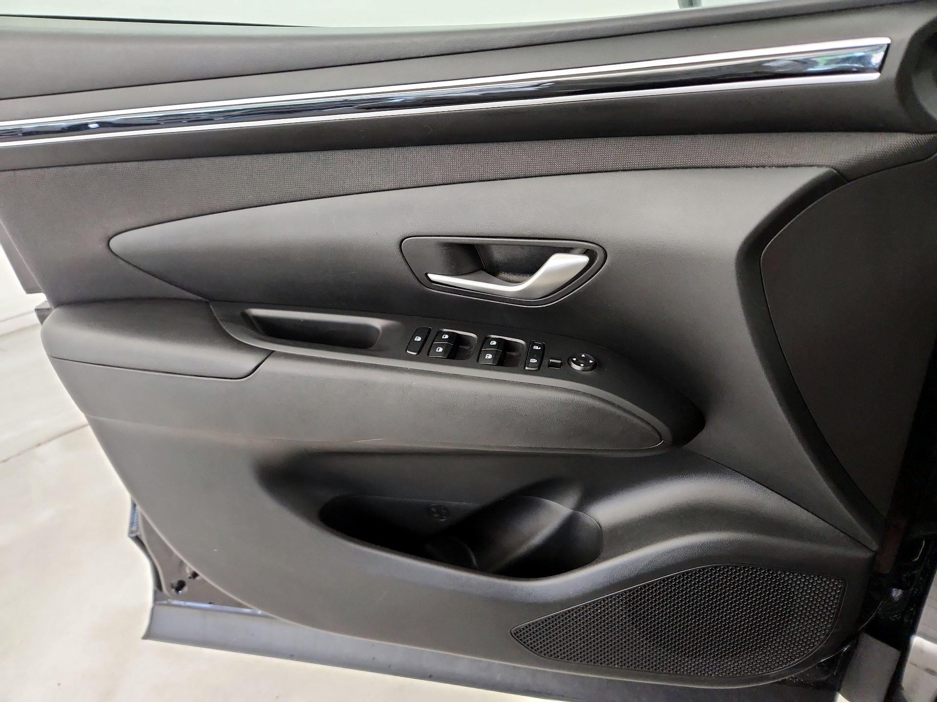 Thumbnail: 2023 Hyundai Tucson - 12