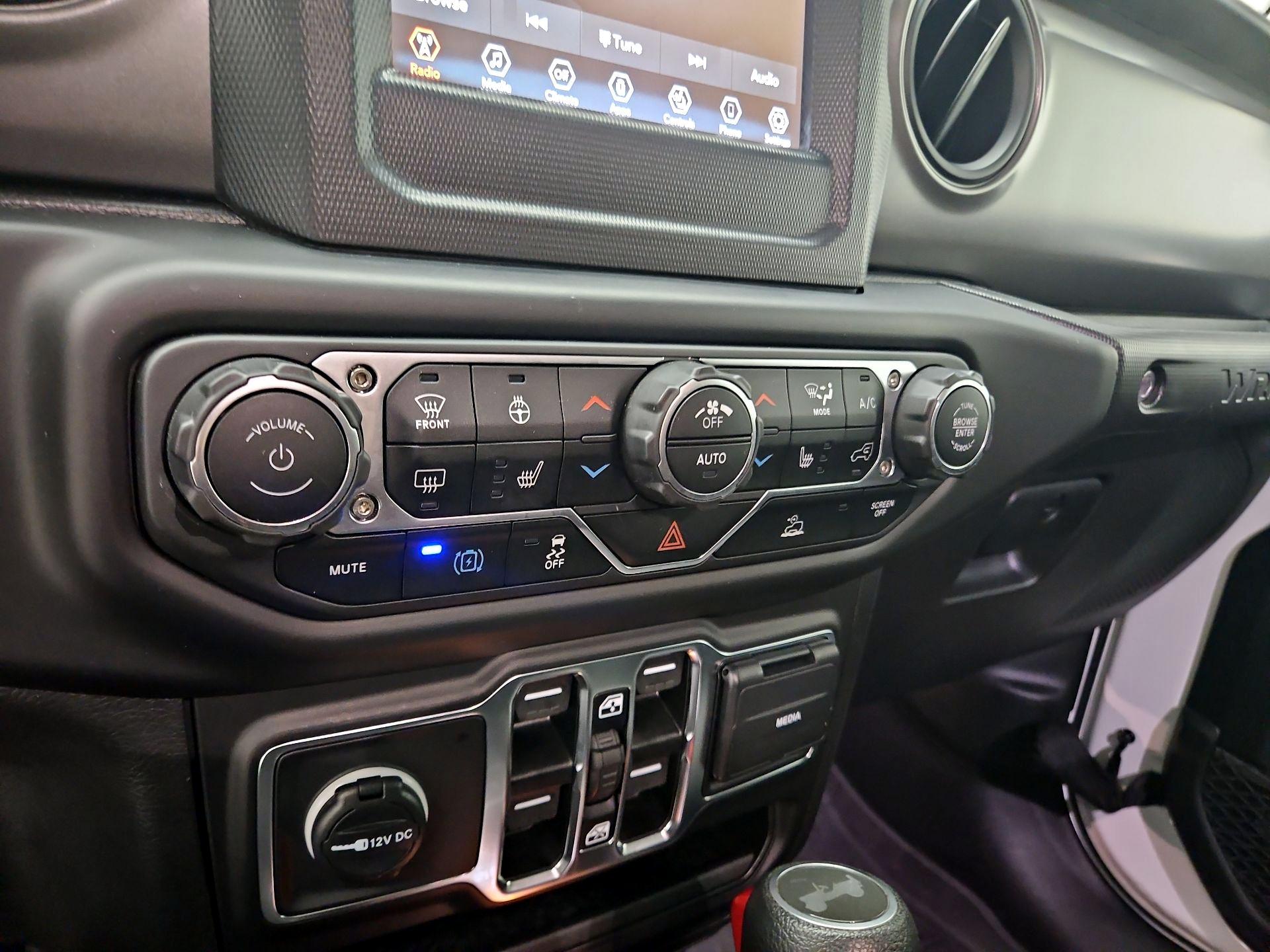 Thumbnail: 2023 Jeep Wrangler - 16