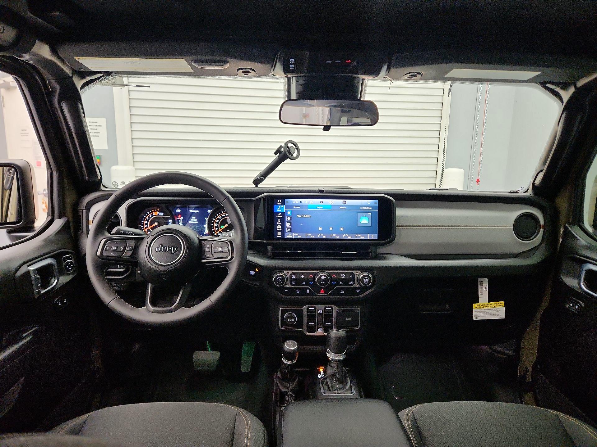 Thumbnail: 2025 Jeep Wrangler - 9
