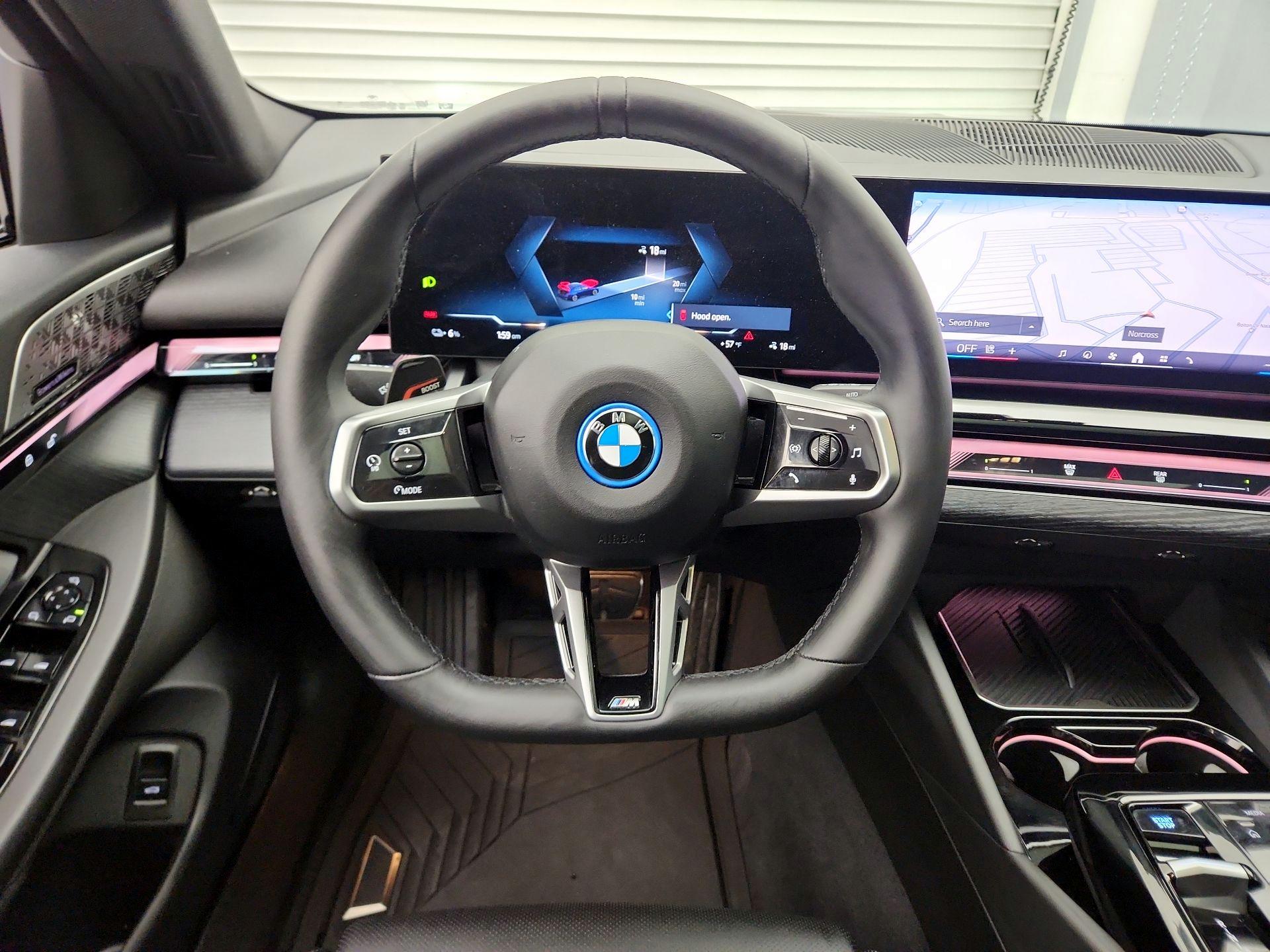 Thumbnail: 2026 BMW i5 - 10