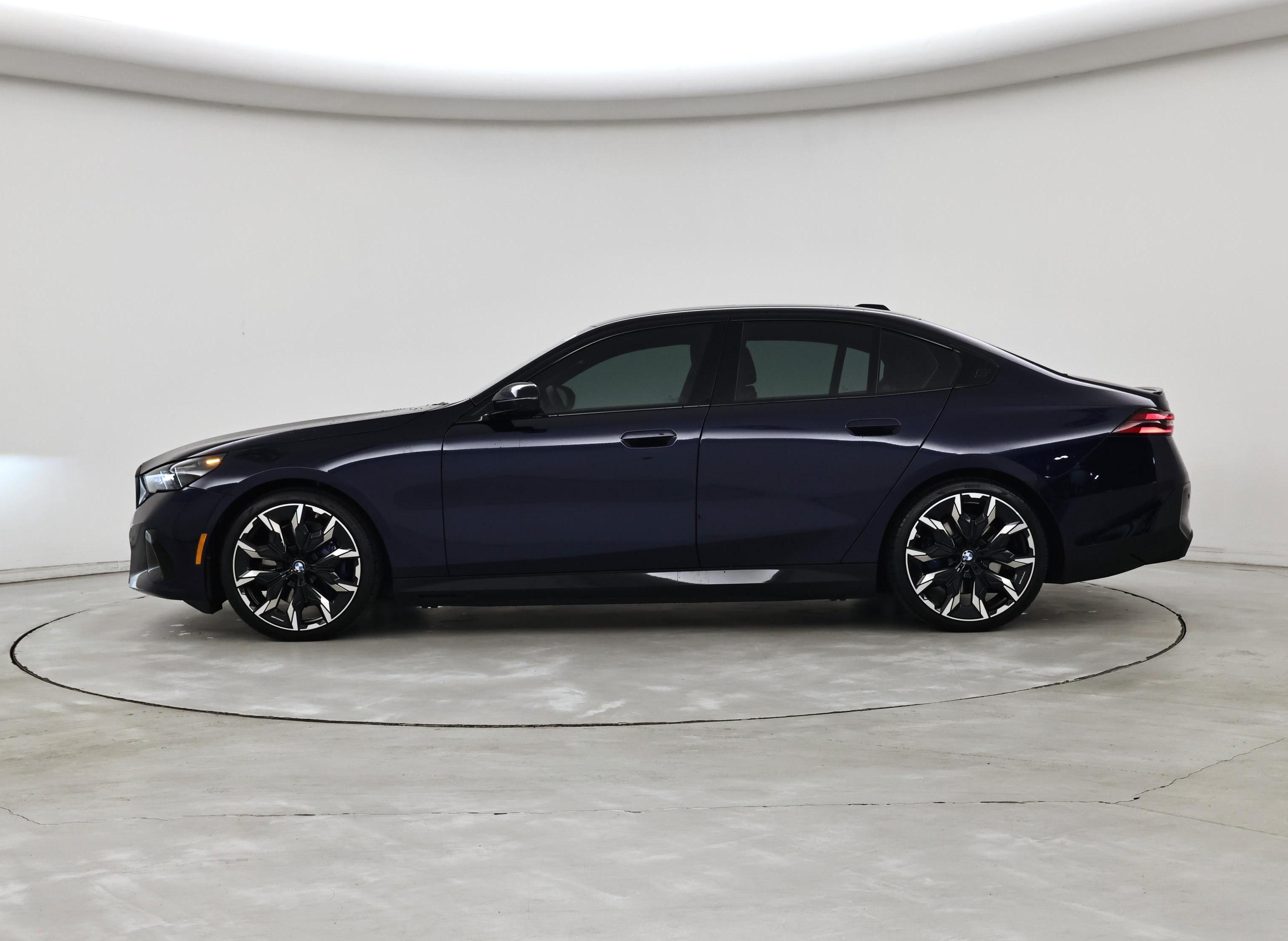 Thumbnail: 2026 BMW i5 - 3
