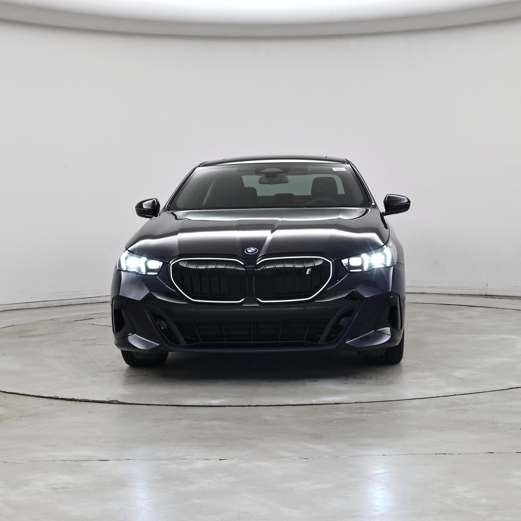 Thumbnail: 2026 BMW i5 - 5