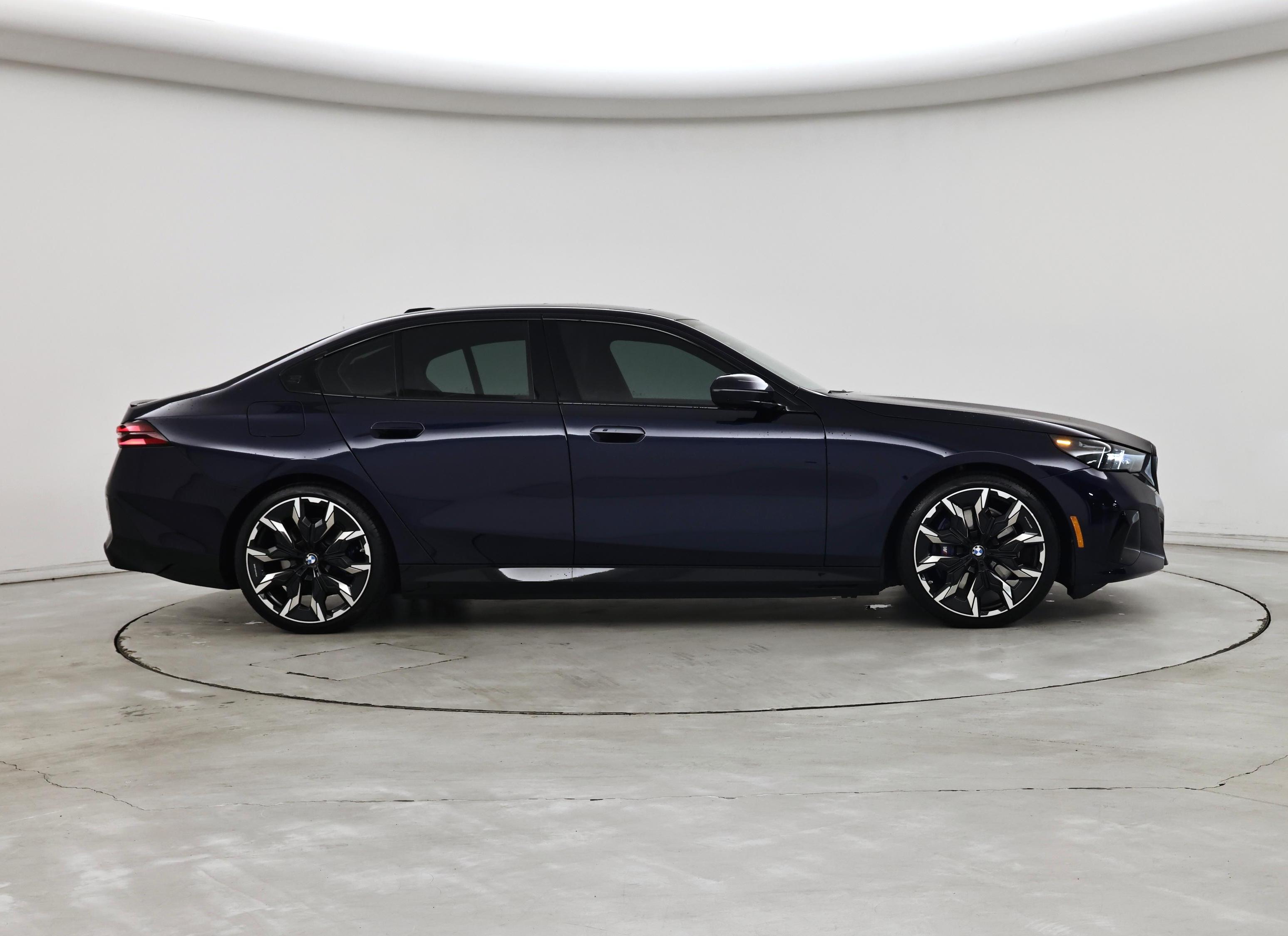 Thumbnail: 2026 BMW i5 - 7