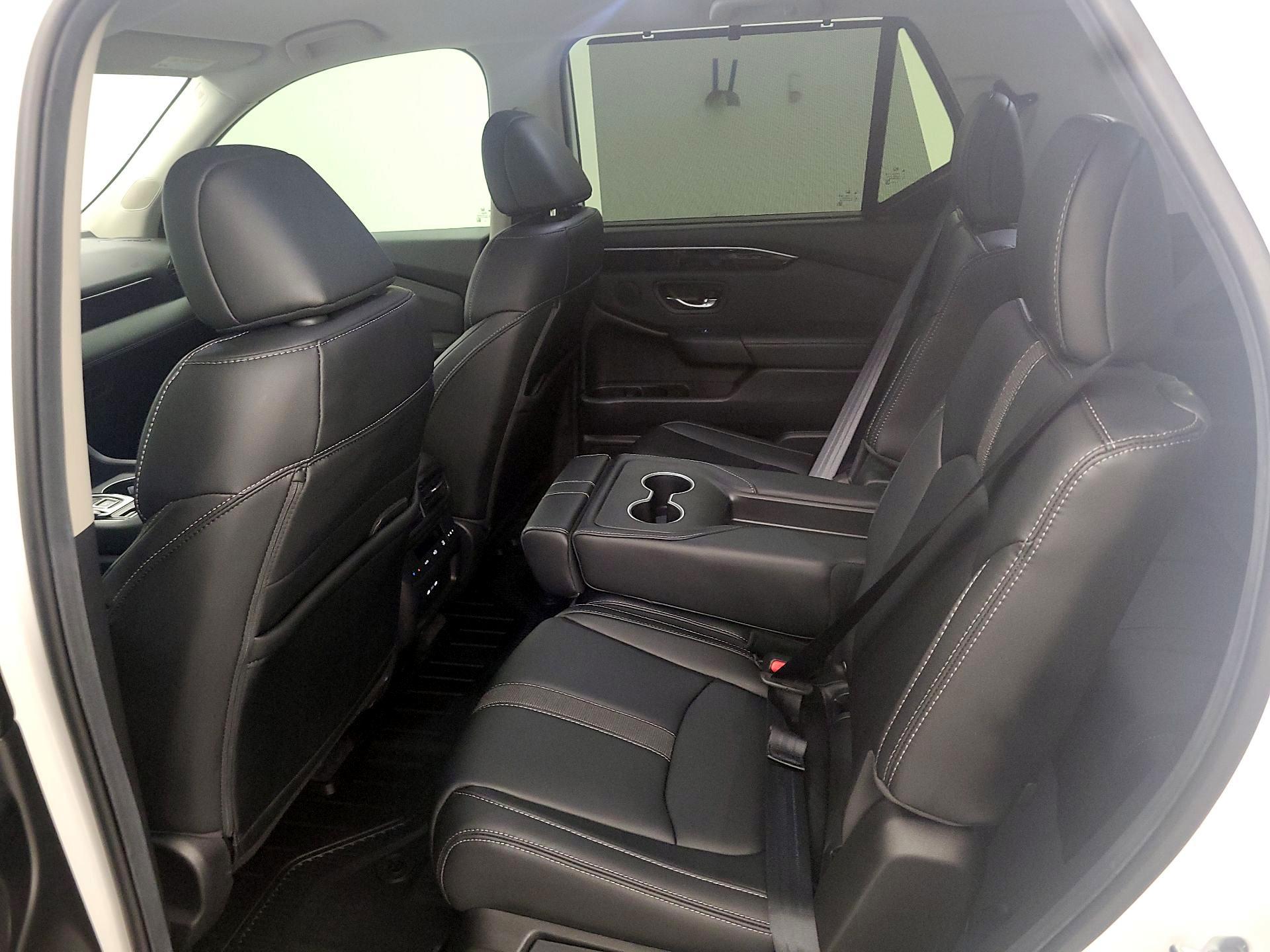 Thumbnail: 2025 Honda Pilot - 19