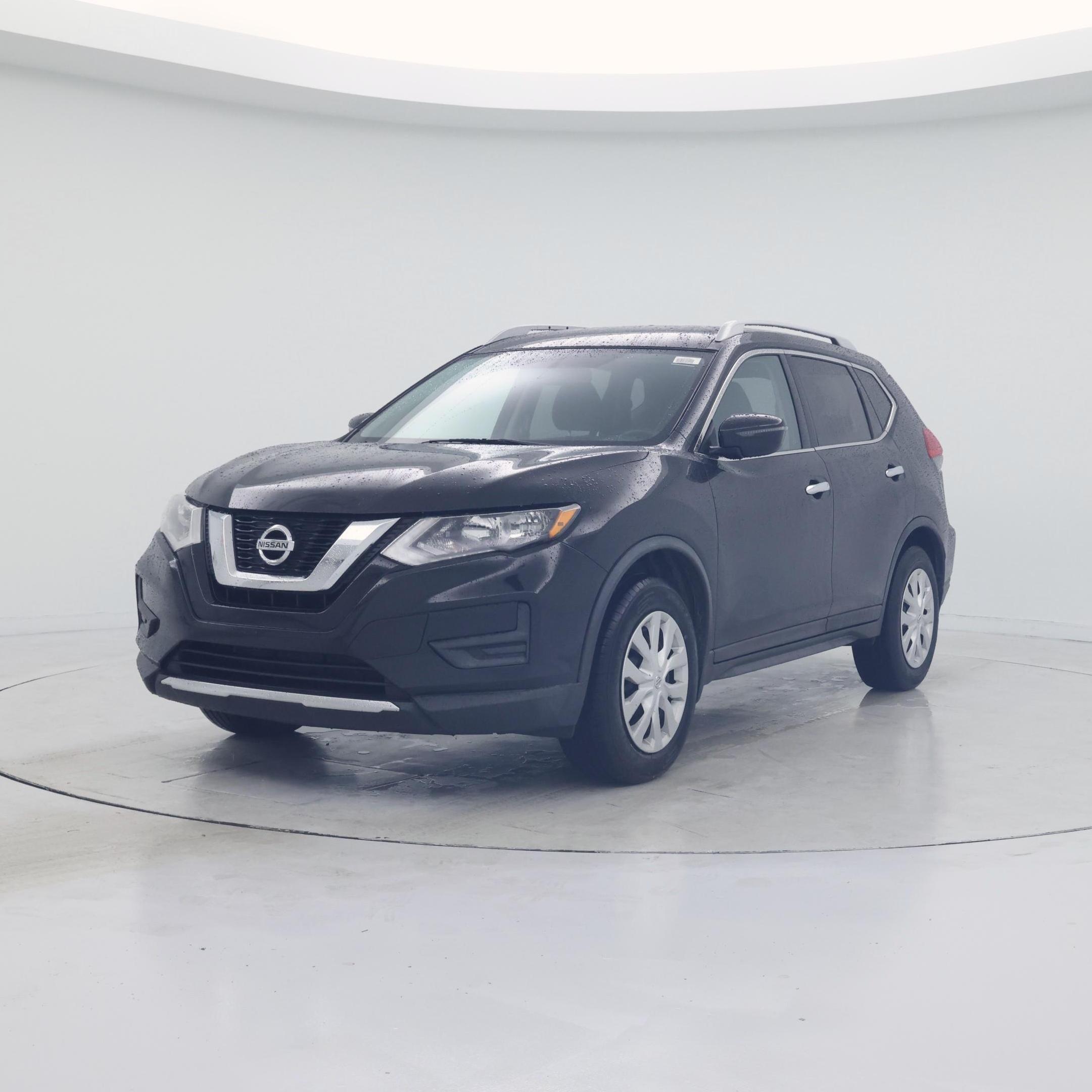 Thumbnail: 2017 Nissan Rogue - 4